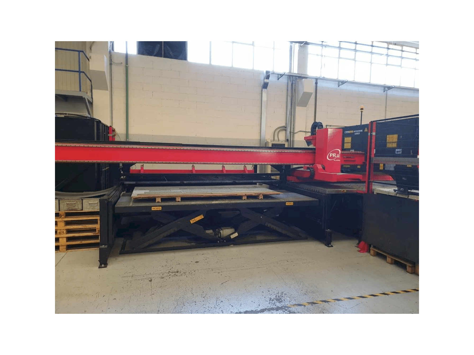 Mašīnas AMADA LC 2415 ALFA IV pretskats