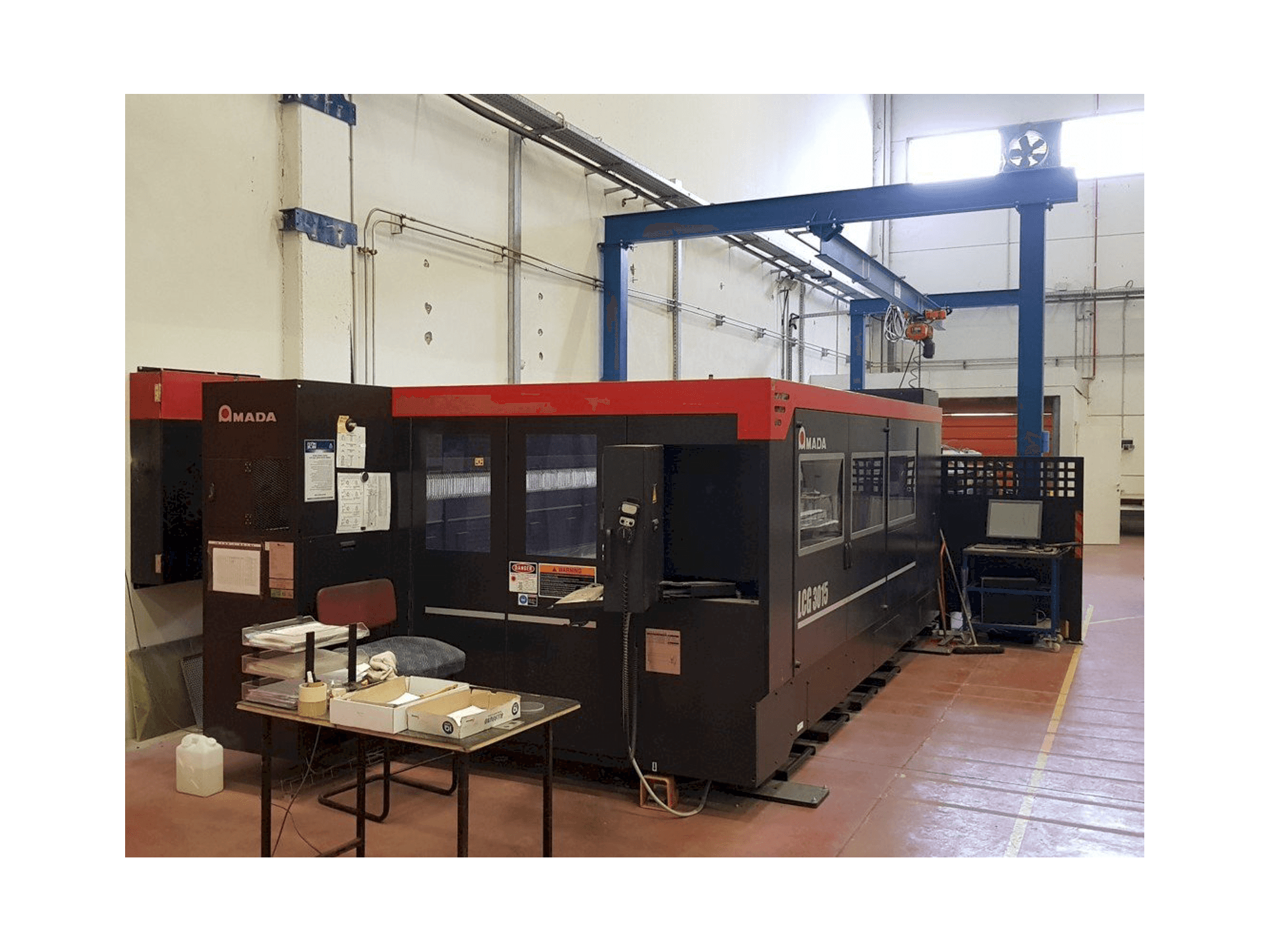 Mašīnas AMADA Lcg 3015 pretskats