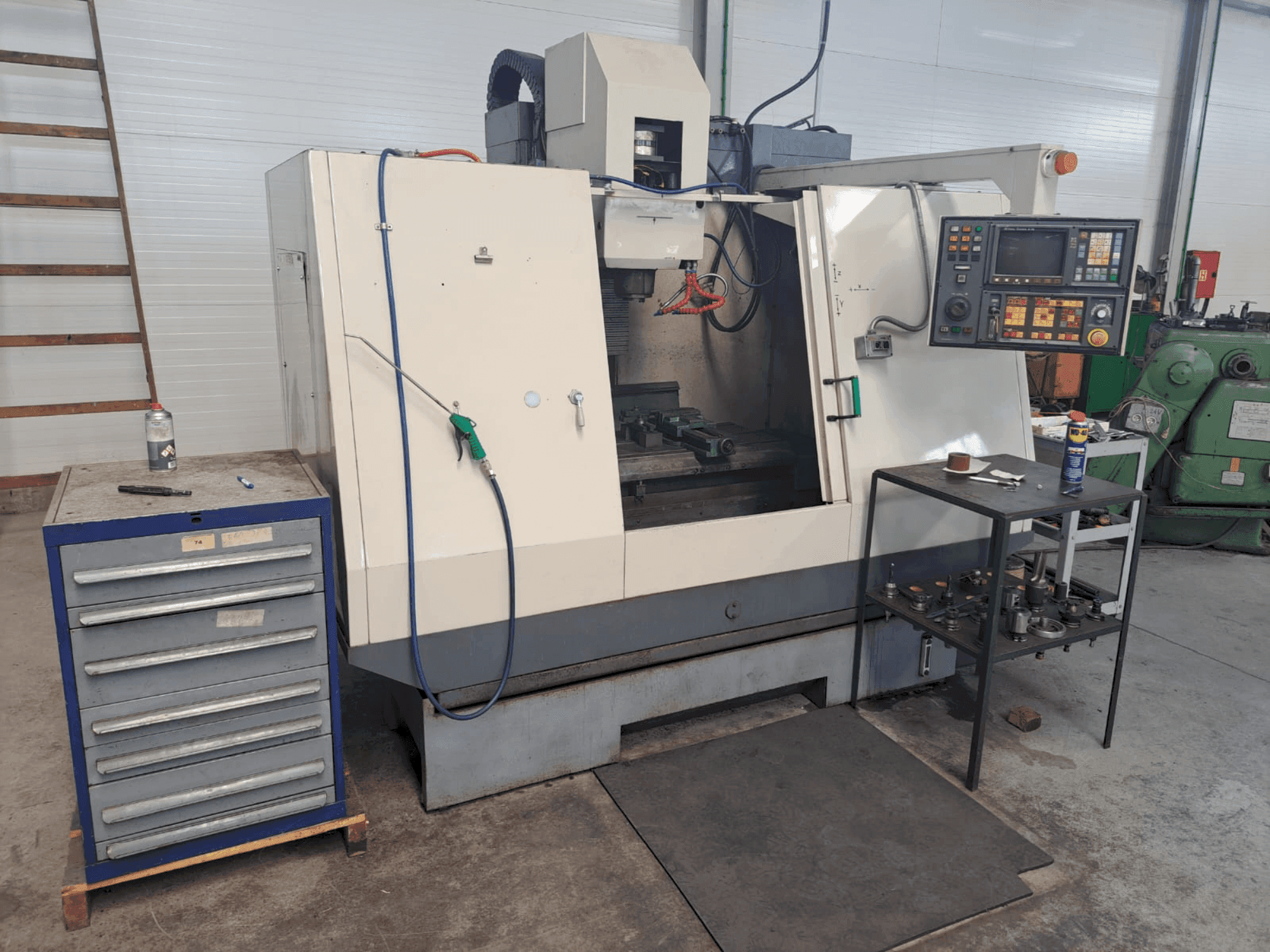 Mašīnas Cincinnati Sabre pretskats