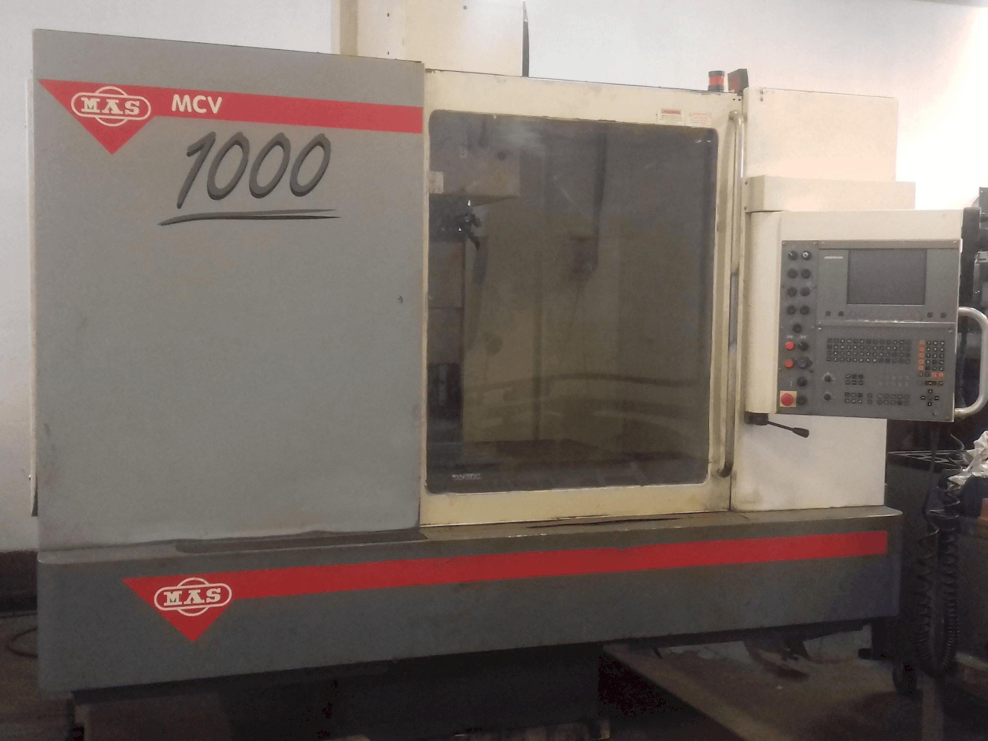 Mašīnas KOVOSVIT MAS MCV 1000 CNC pretskats