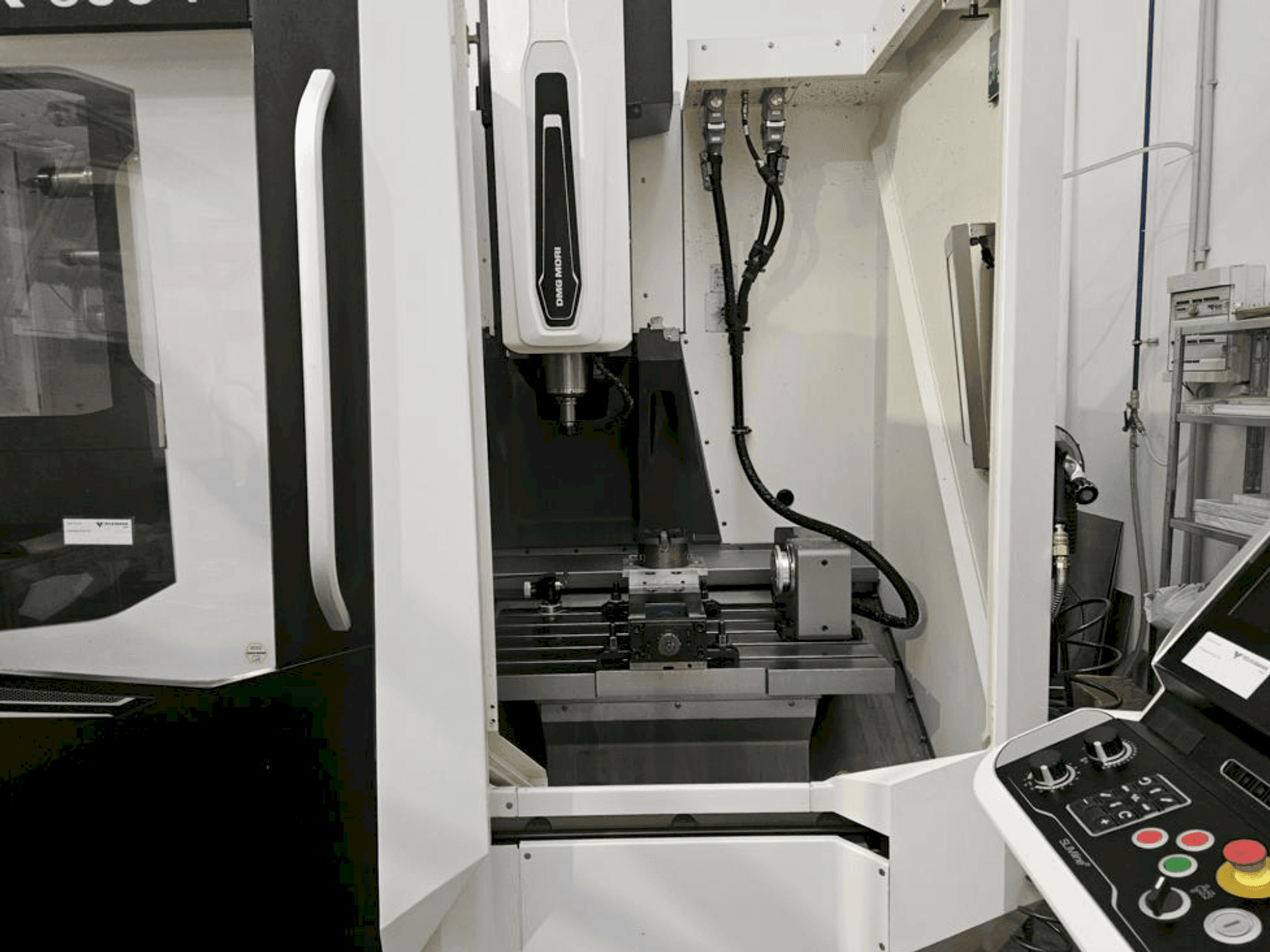 Mašīnas DMG MORI CMX 600 V pretskats