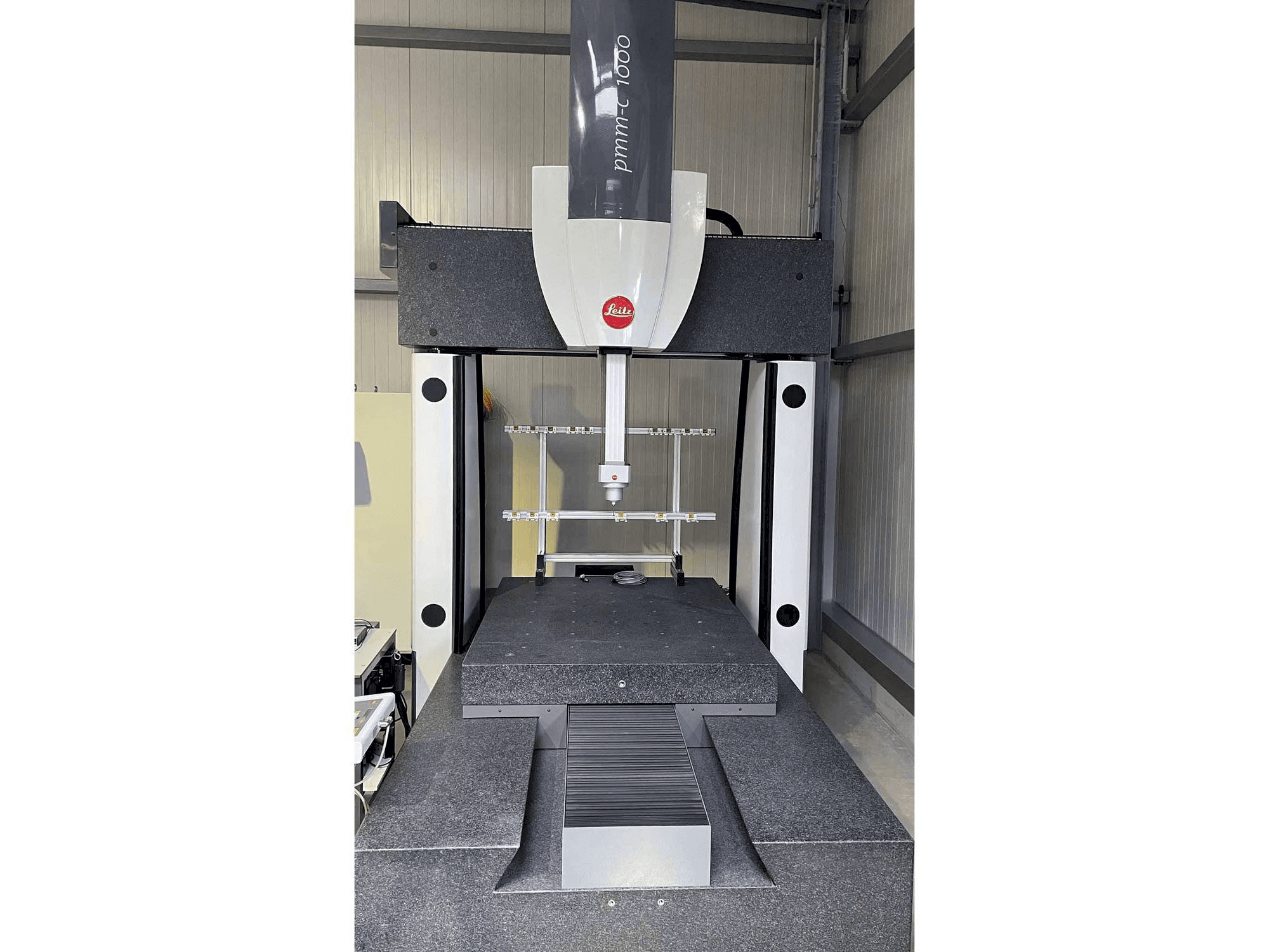 Mašīnas Hexagon PMM-C 1000 pretskats