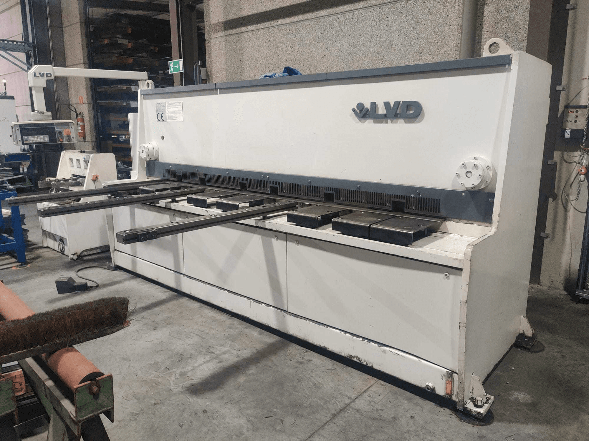 Mašīnas LVD HST-E 31/10 pretskats