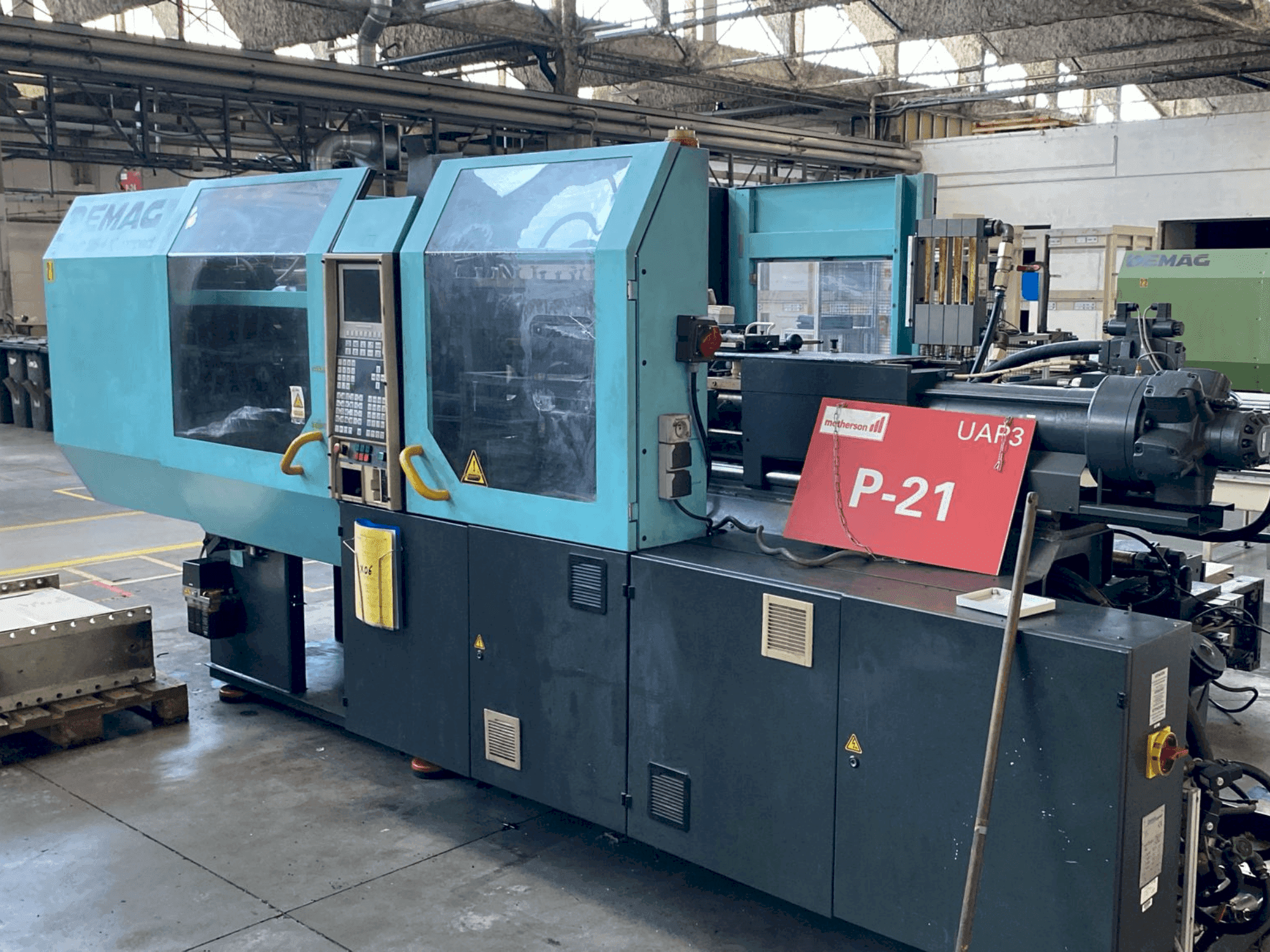 Mašīnas DEMAG Ergotech Compact 125-440 pretskats