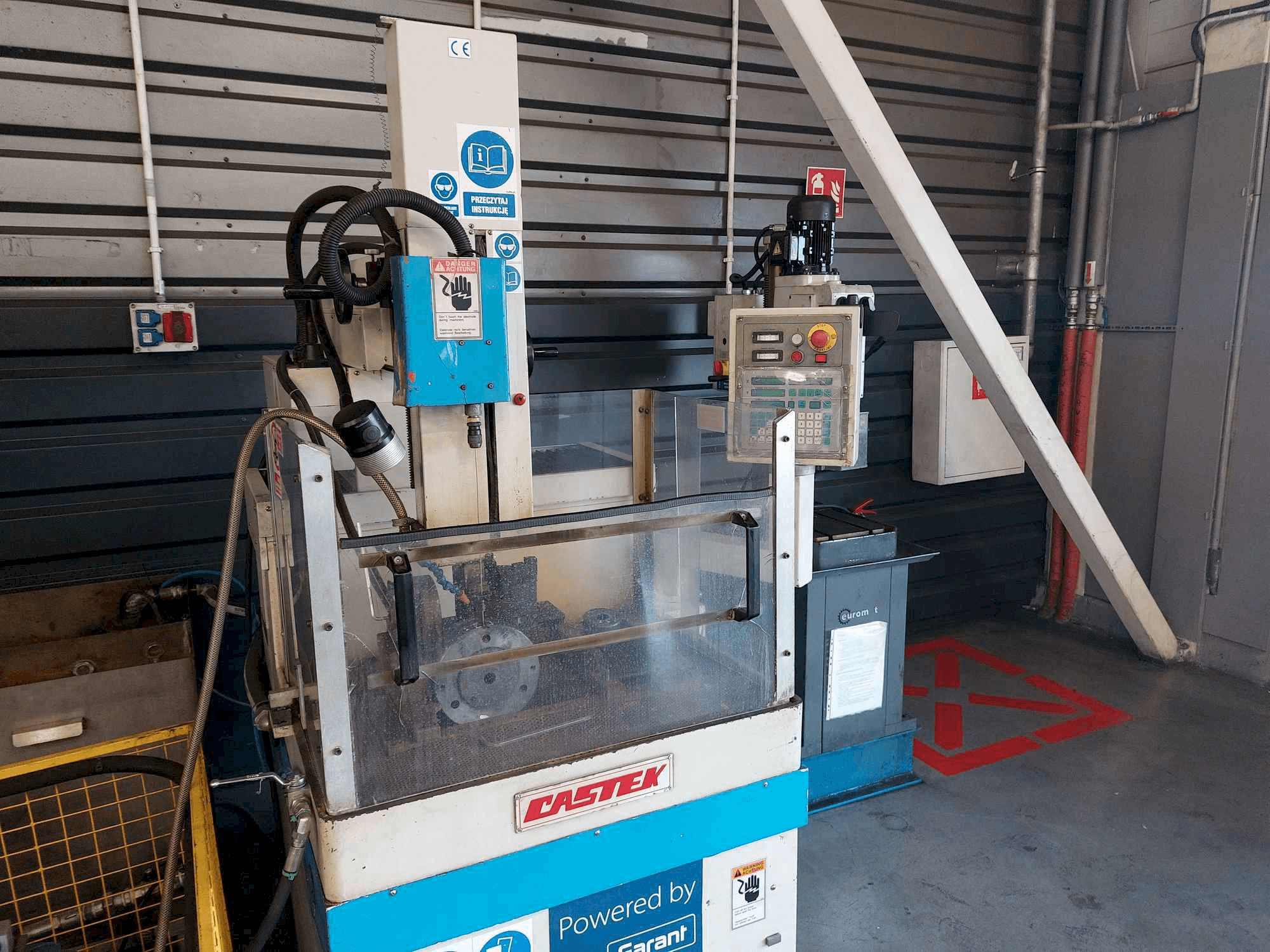 Mašīnas CASTEK SD5030CE pretskats