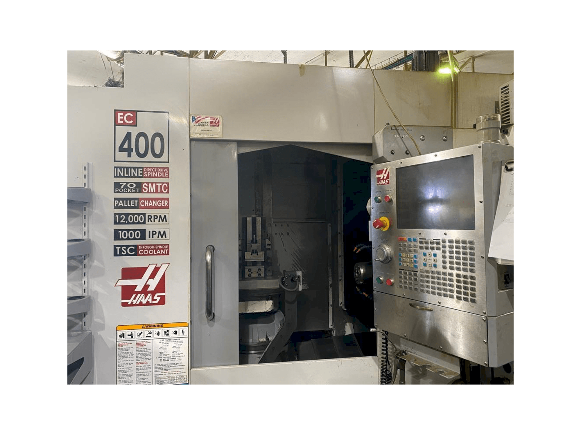Mašīnas HAAS EC-400 pretskats