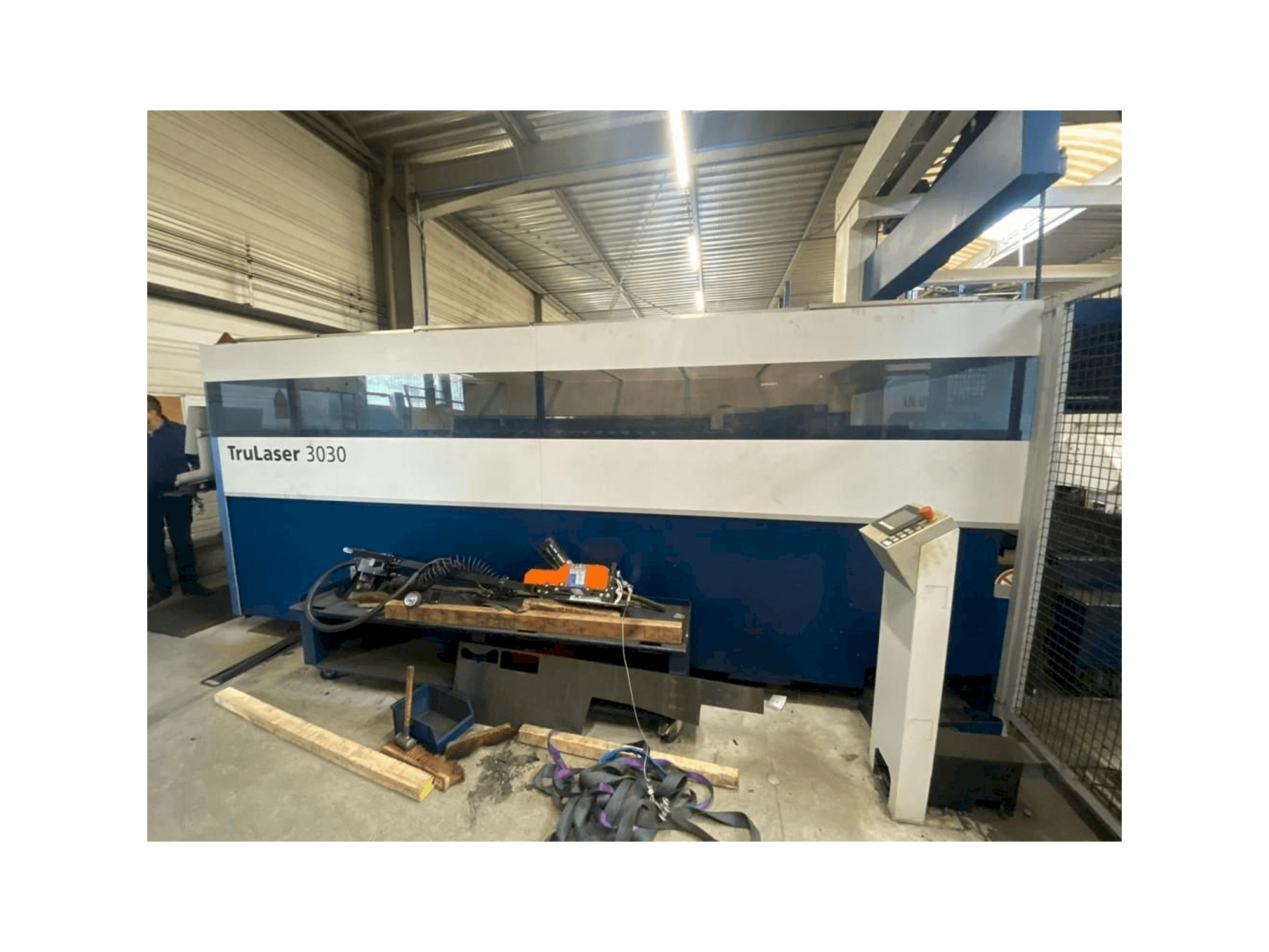 Mašīnas Trumpf Trulaser 3030 L20 pretskats