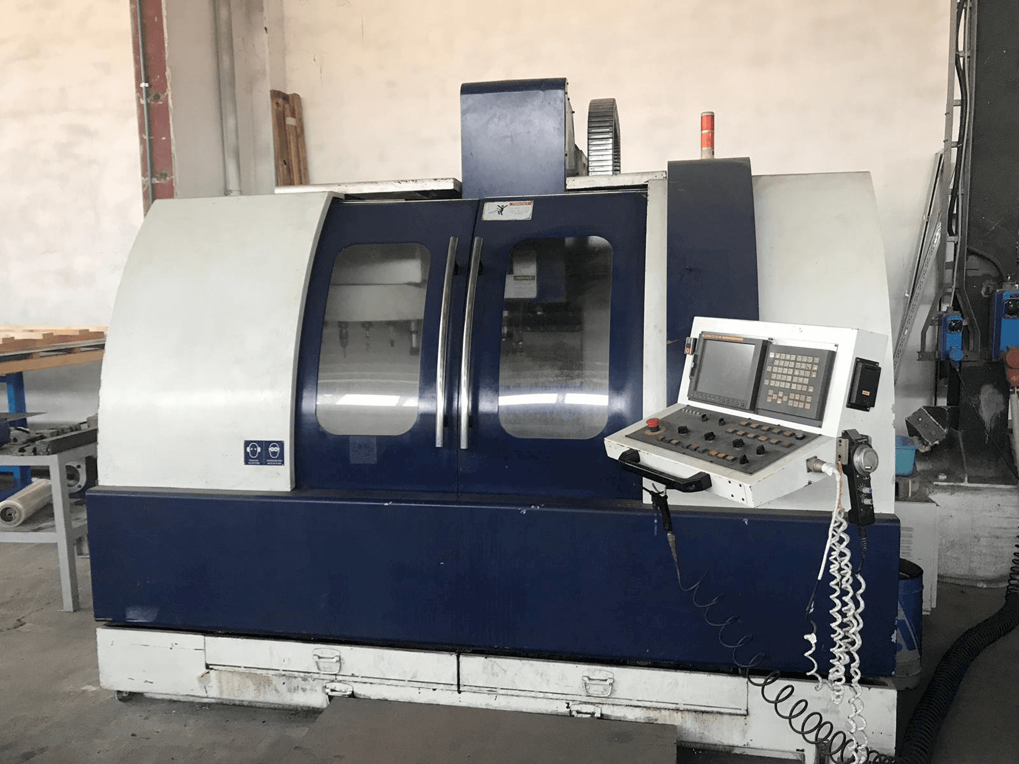 Mašīnas Euma Spinner CAMS 200 pretskats