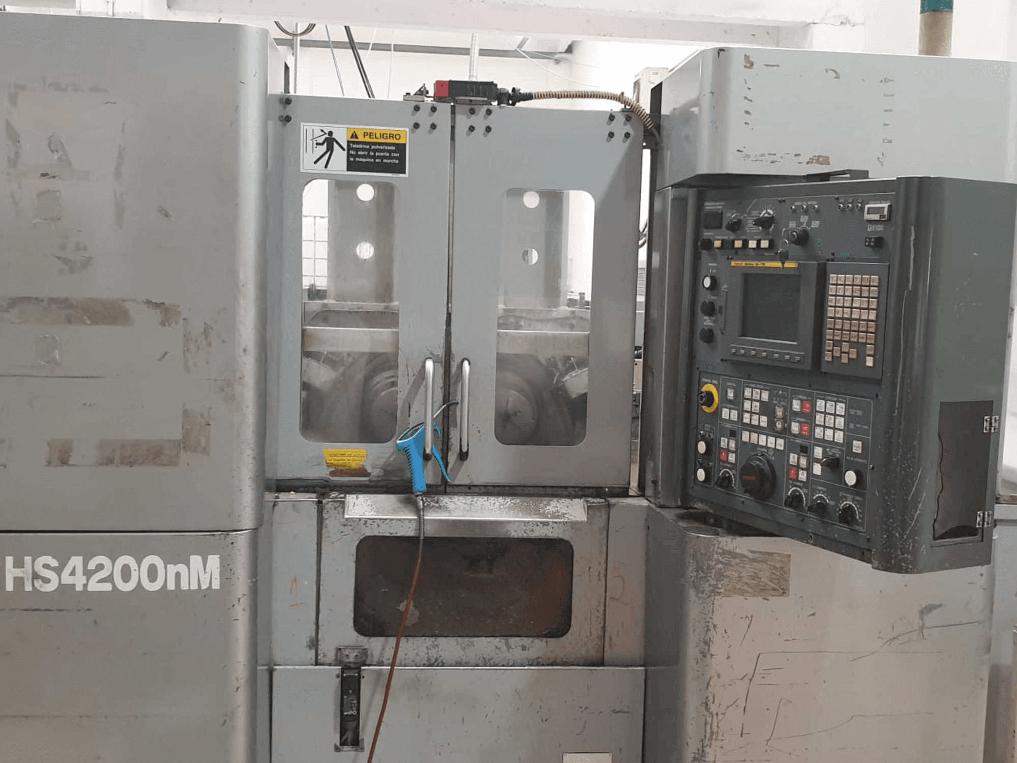 Mašīnas KITAKO HS4200NM pretskats