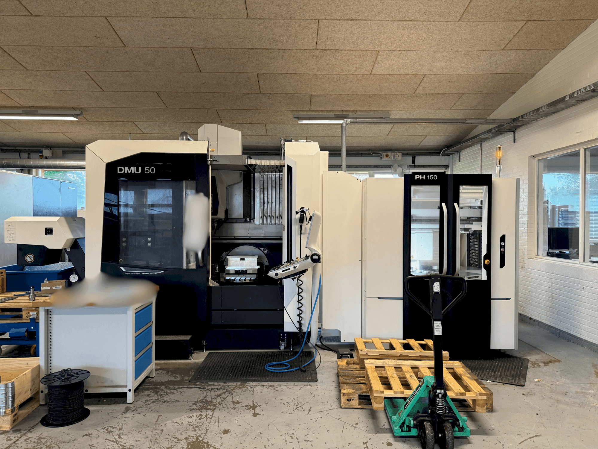 Mašīnas DMG MORI DMU 50 + PH 150 pretskats