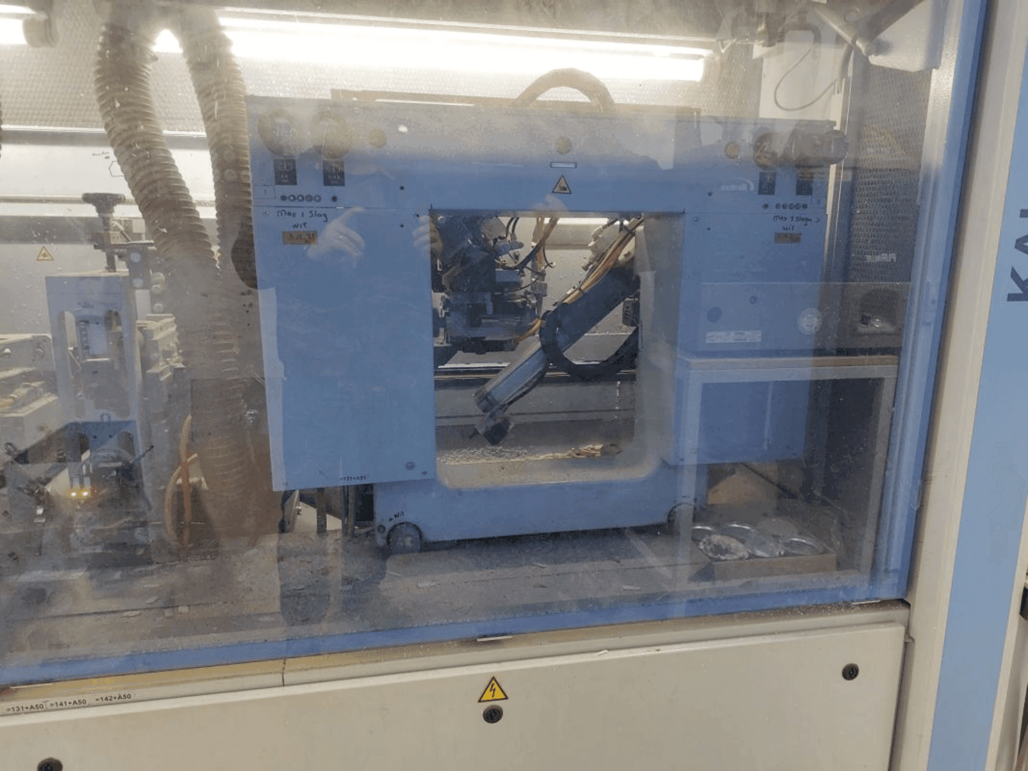 Mašīnas HOMAG KAL 330/9/A6/L pretskats