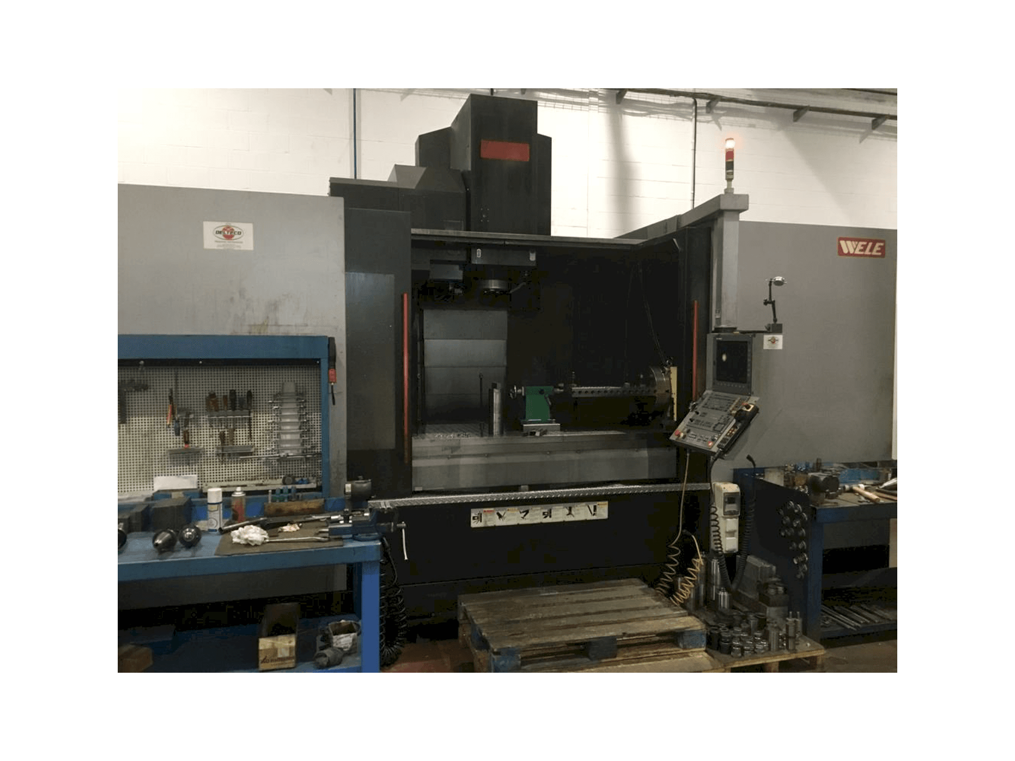 Mašīnas Wele AA2090 pretskats