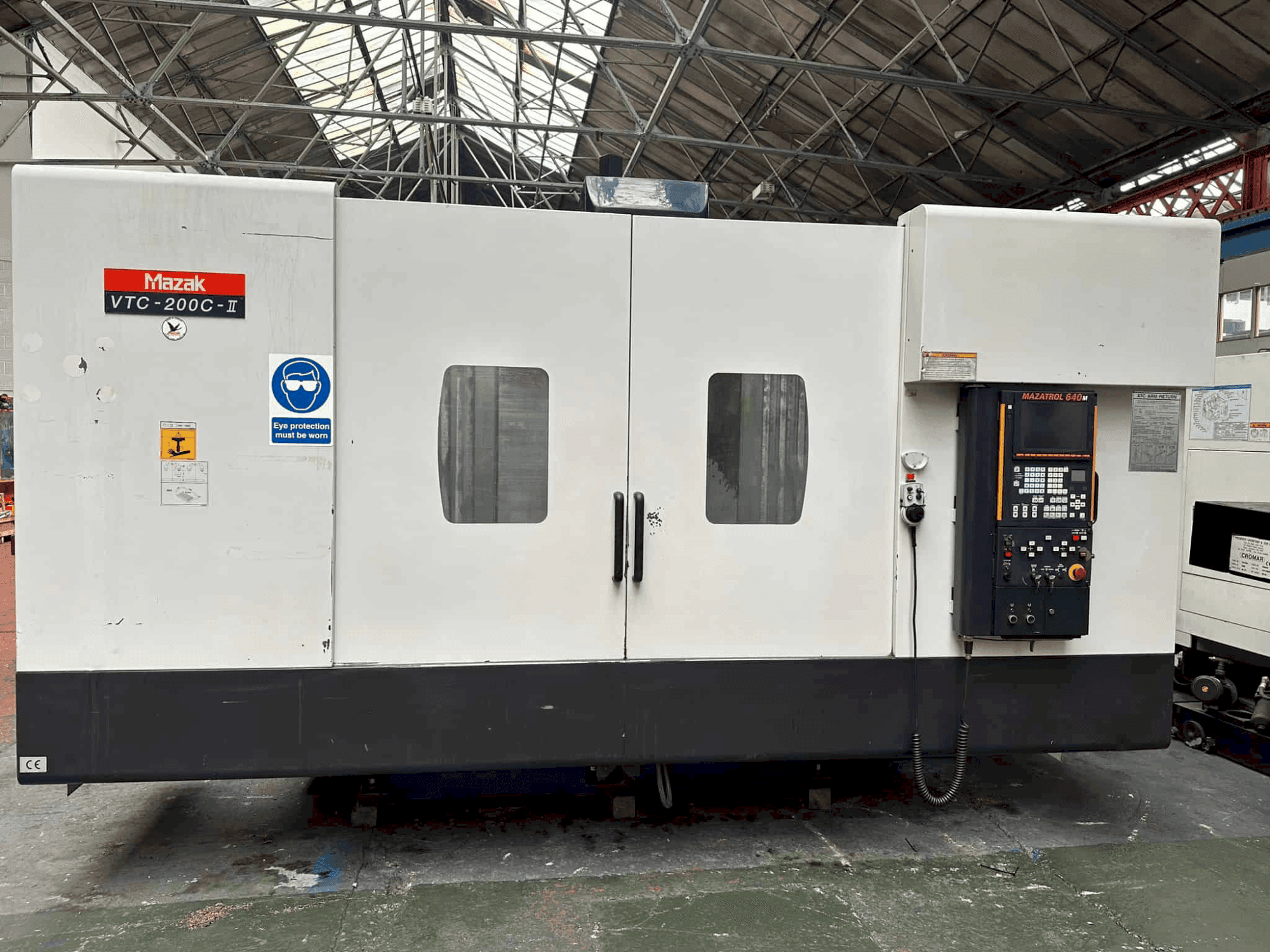 Mašīnas Mazak VTC - 200C pretskats