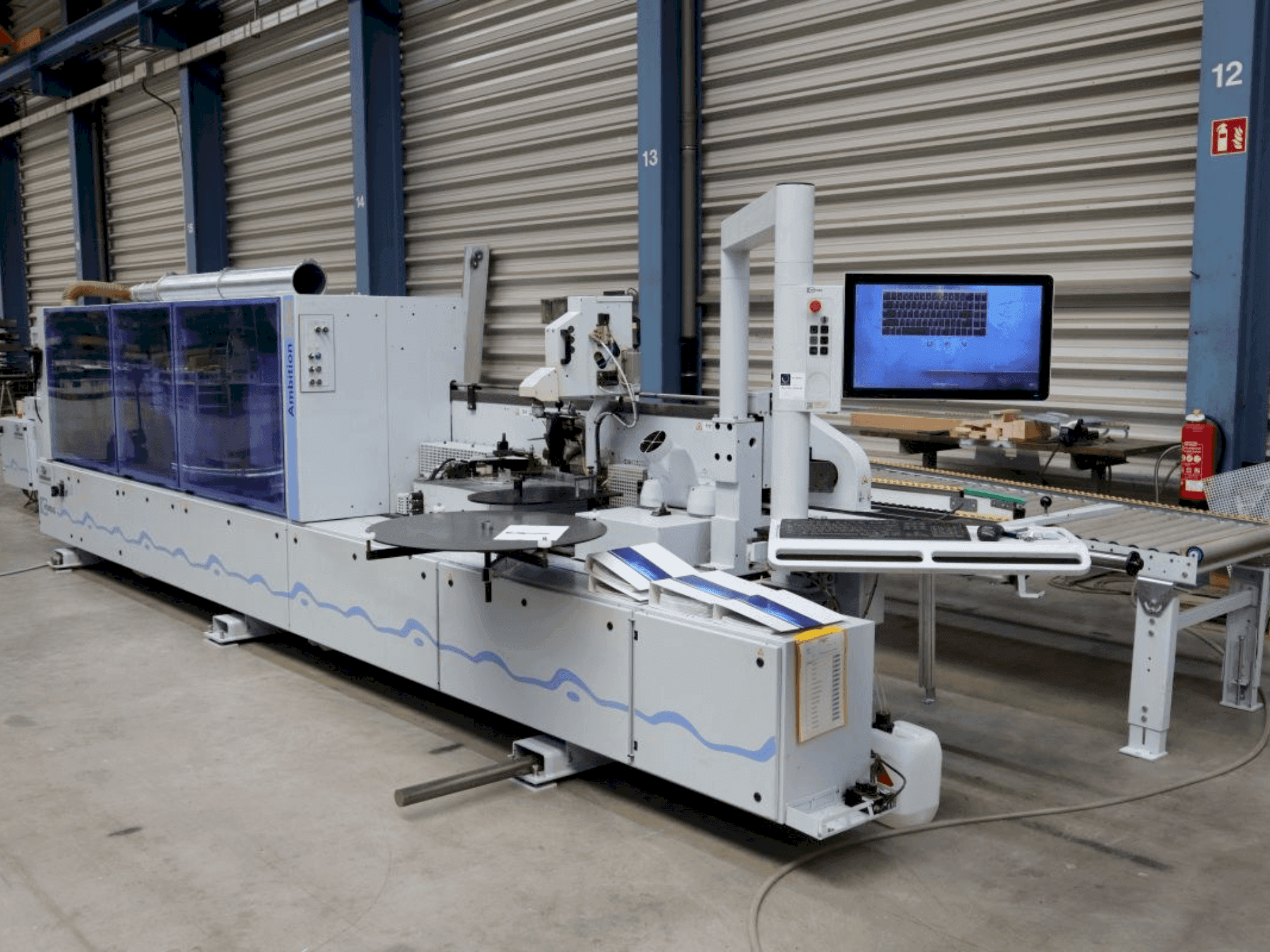 Mašīnas HOMAG KAL 210 pretskats