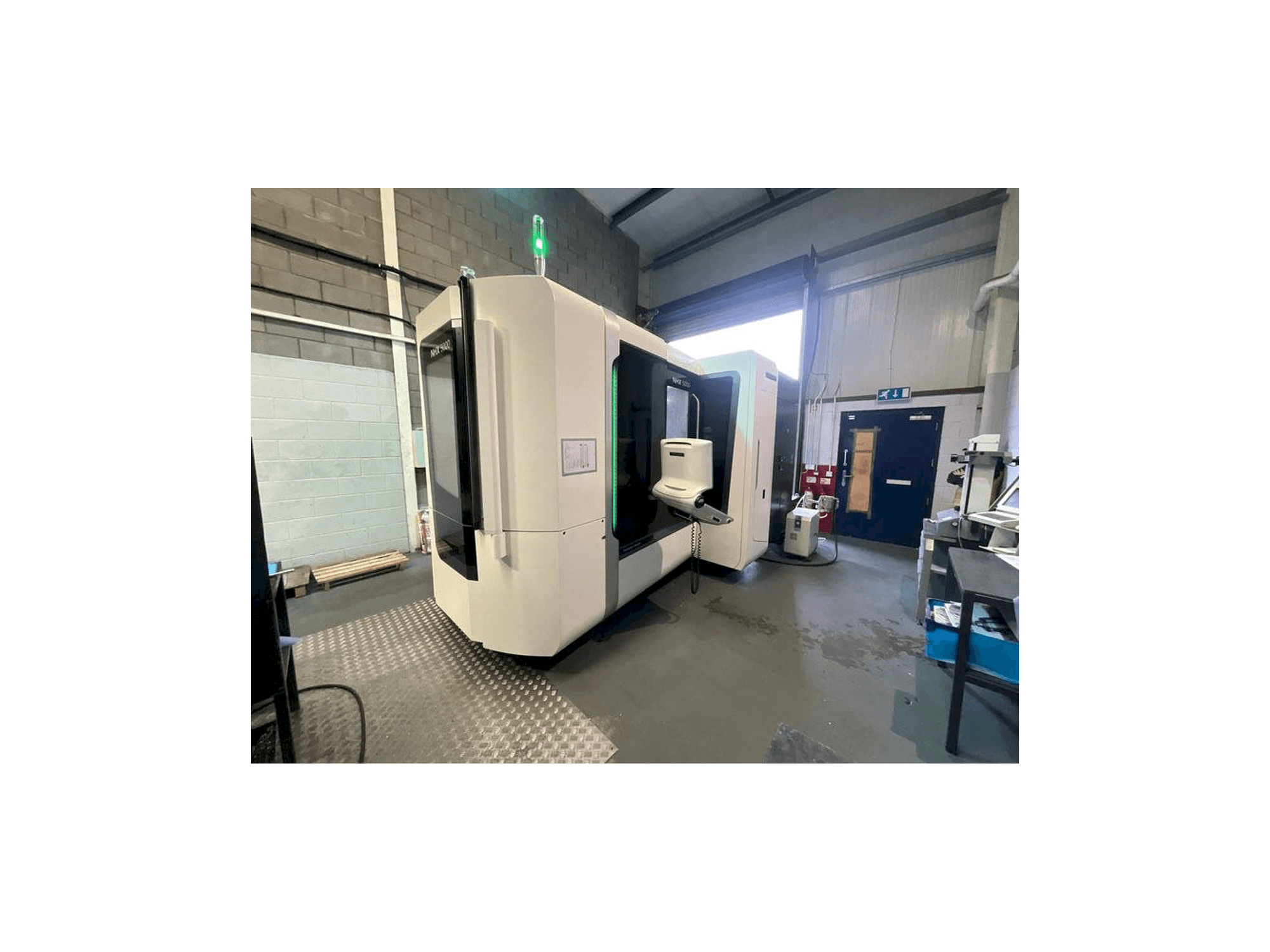 Mašīnas DMG MORI NHX 5000 pretskats