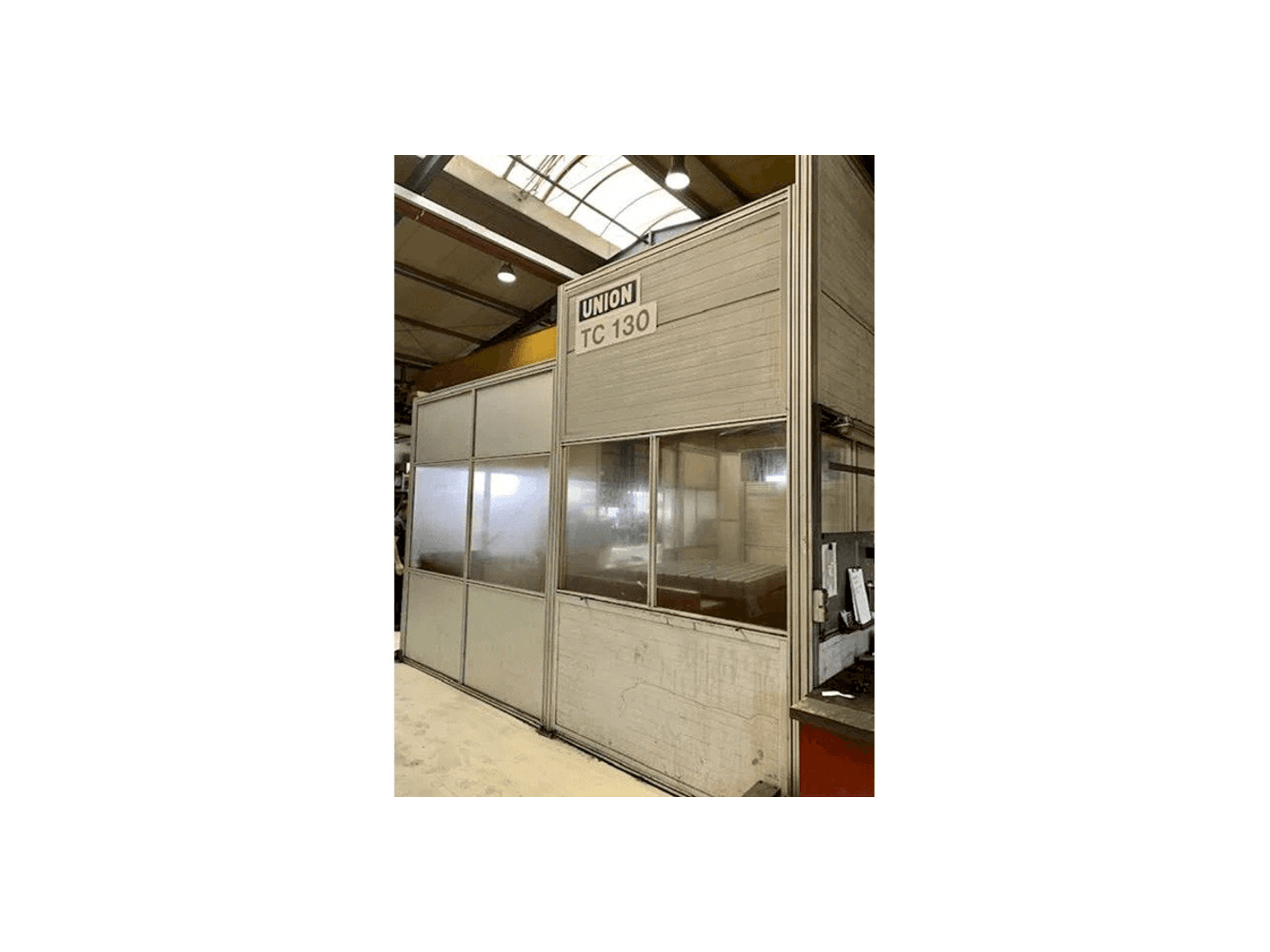 Mašīnas UNION TC 130 pretskats