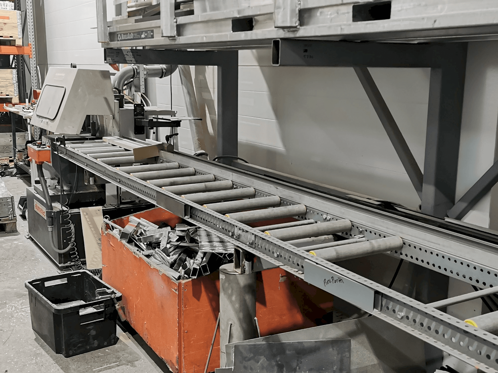 Mašīnas Elumatec MGS 105/01 pretskats