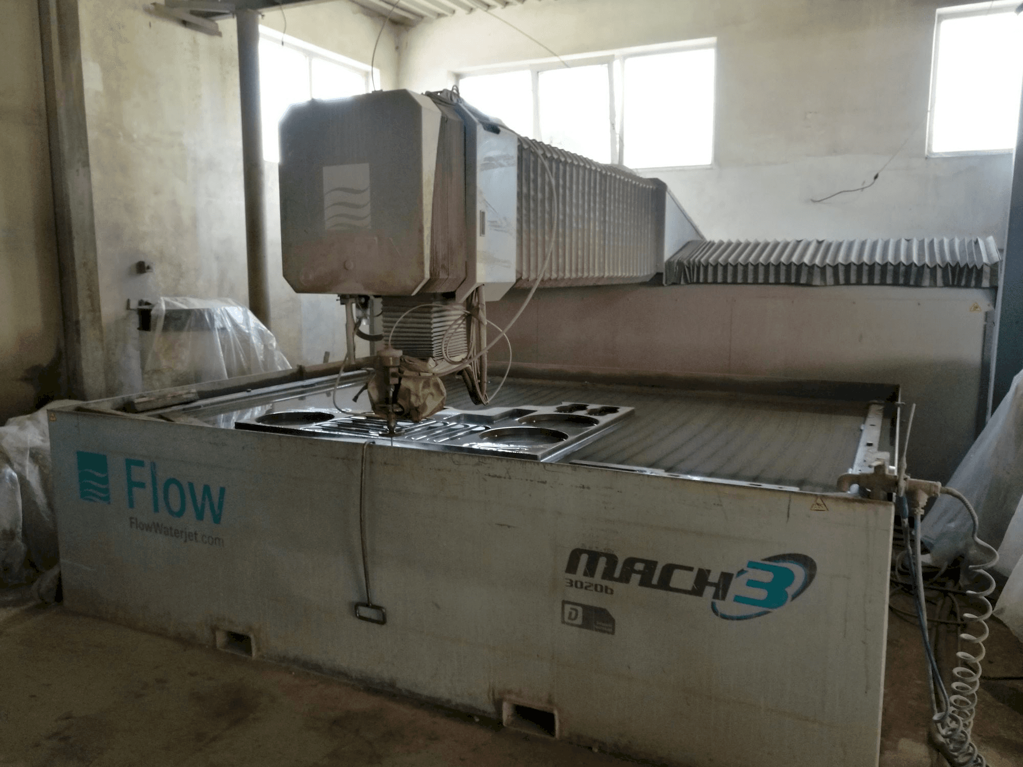 Mašīnas Flow Mach3-3020b pretskats