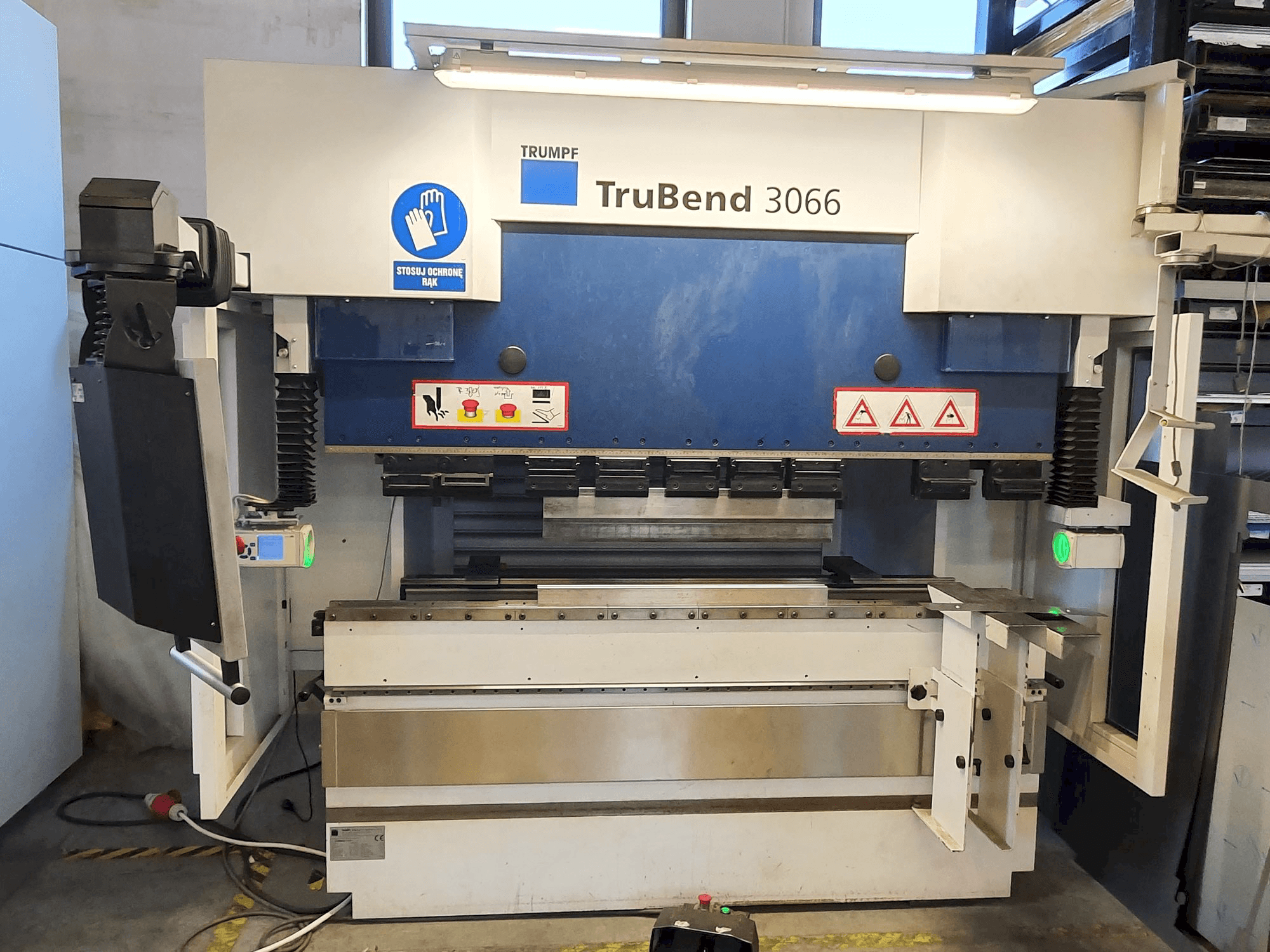 Mašīnas Trumpf TruBend 3066 pretskats