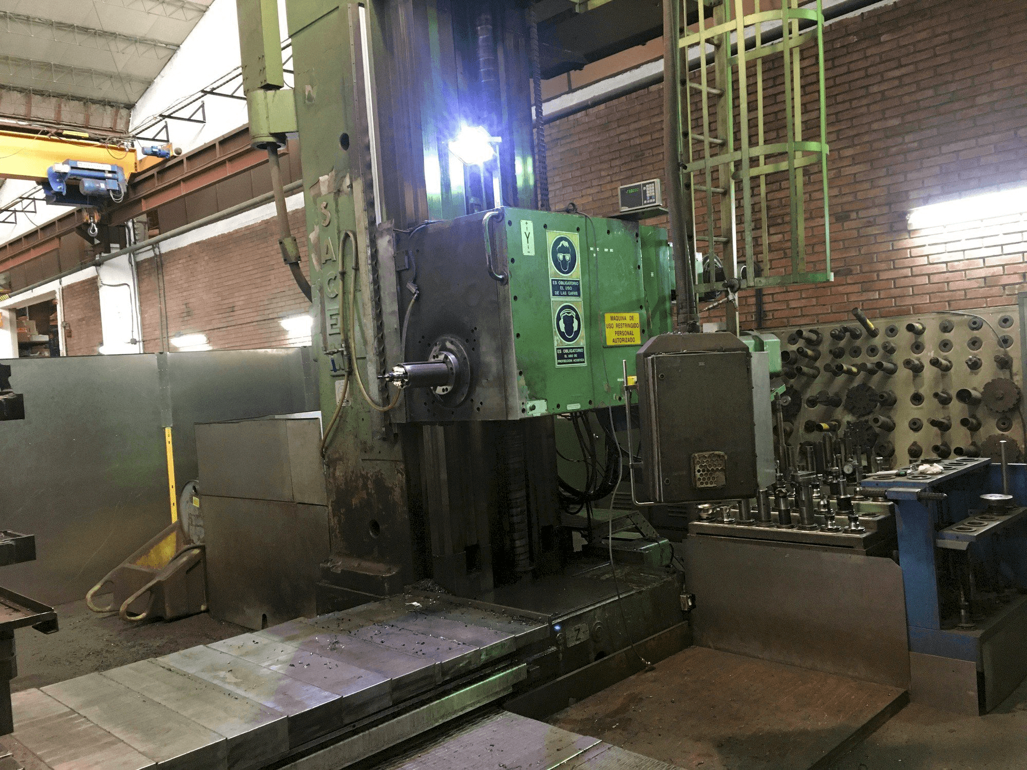 Mašīnas Sacem M.S.T 130 C/N pretskats