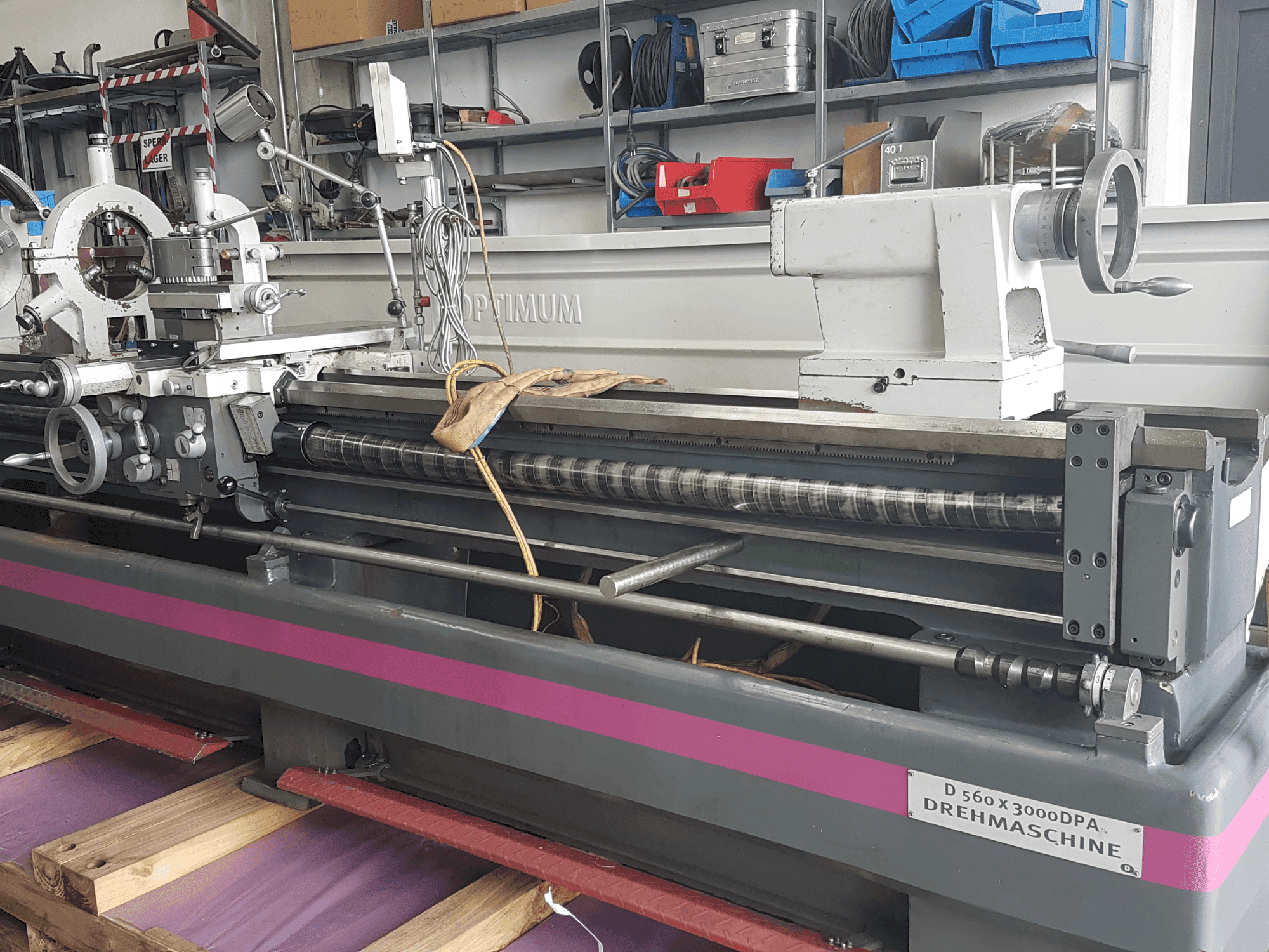 Mašīnas Optimum D 5600x3000 pretskats