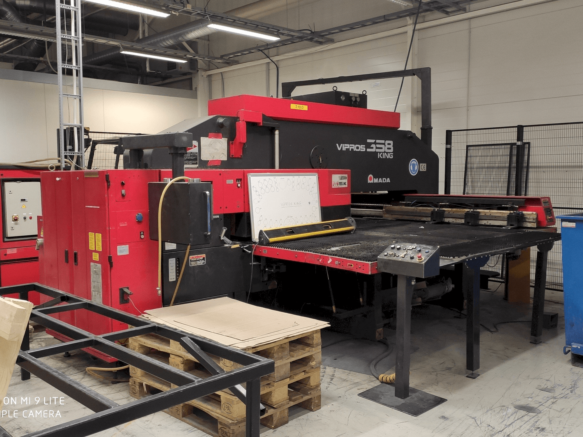 Mašīnas AMADA Vipros 358 King FS18 PC EMC pretskats