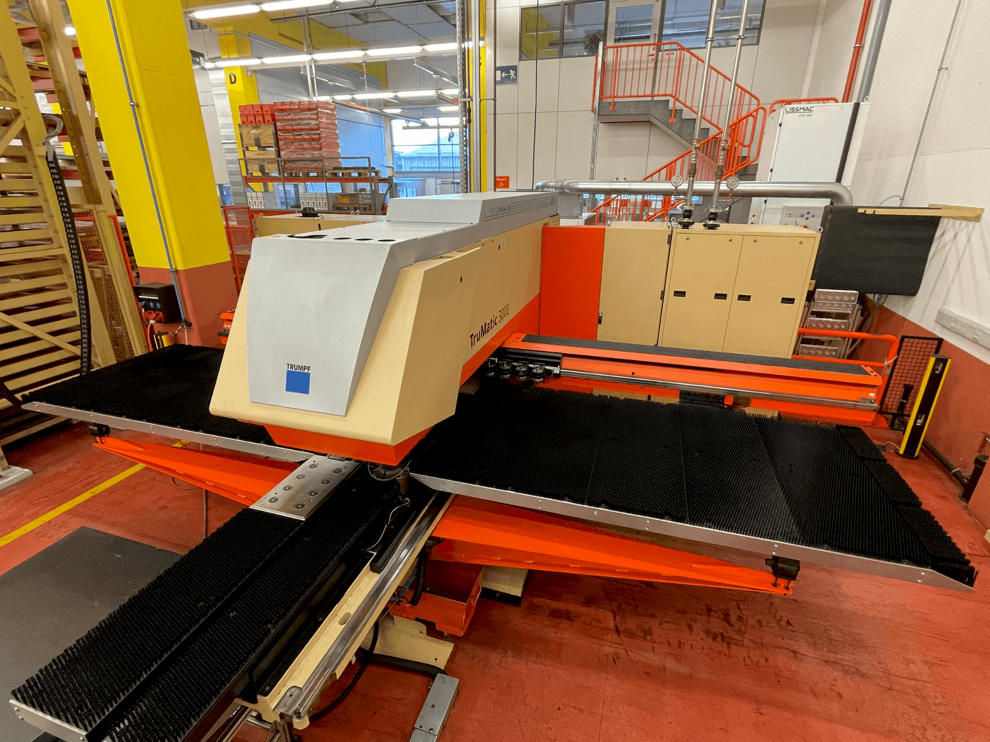 Mašīnas TRUMPF TruMatic 3000 pretskats