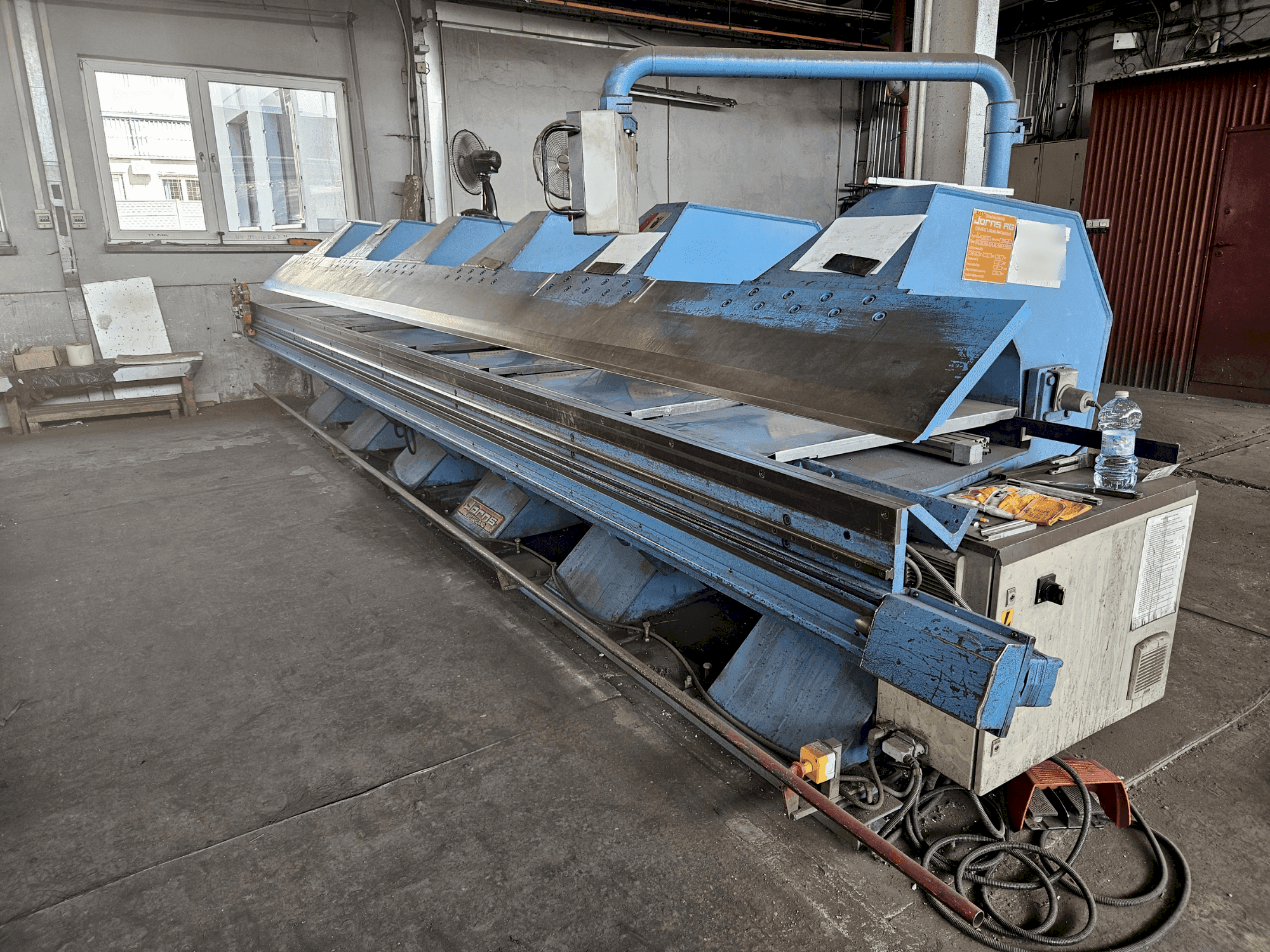 Mašīnas Jorns MAXI LINE 200SW pretskats