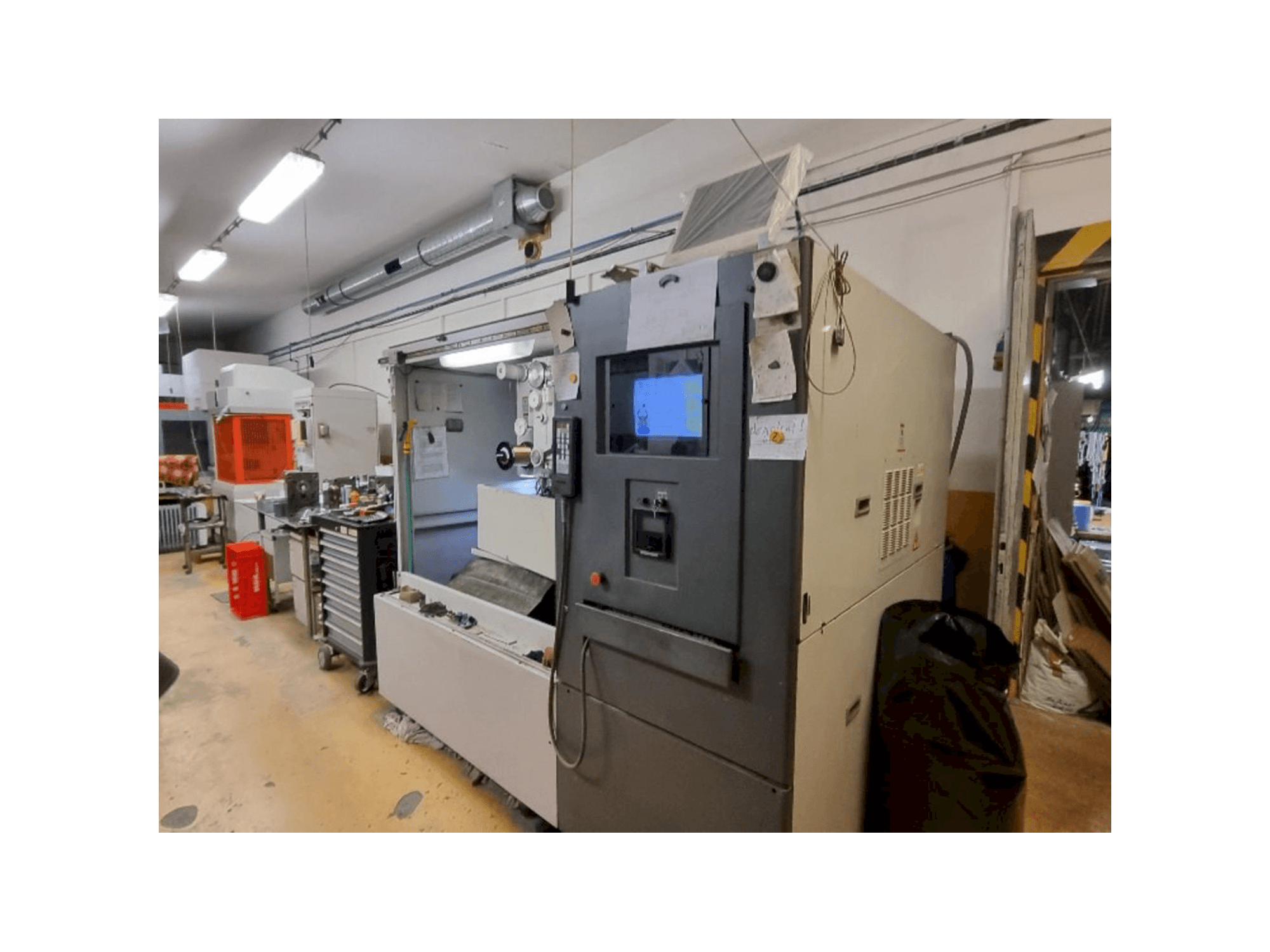 Mašīnas HITACHI SEIKI 254Y pretskats