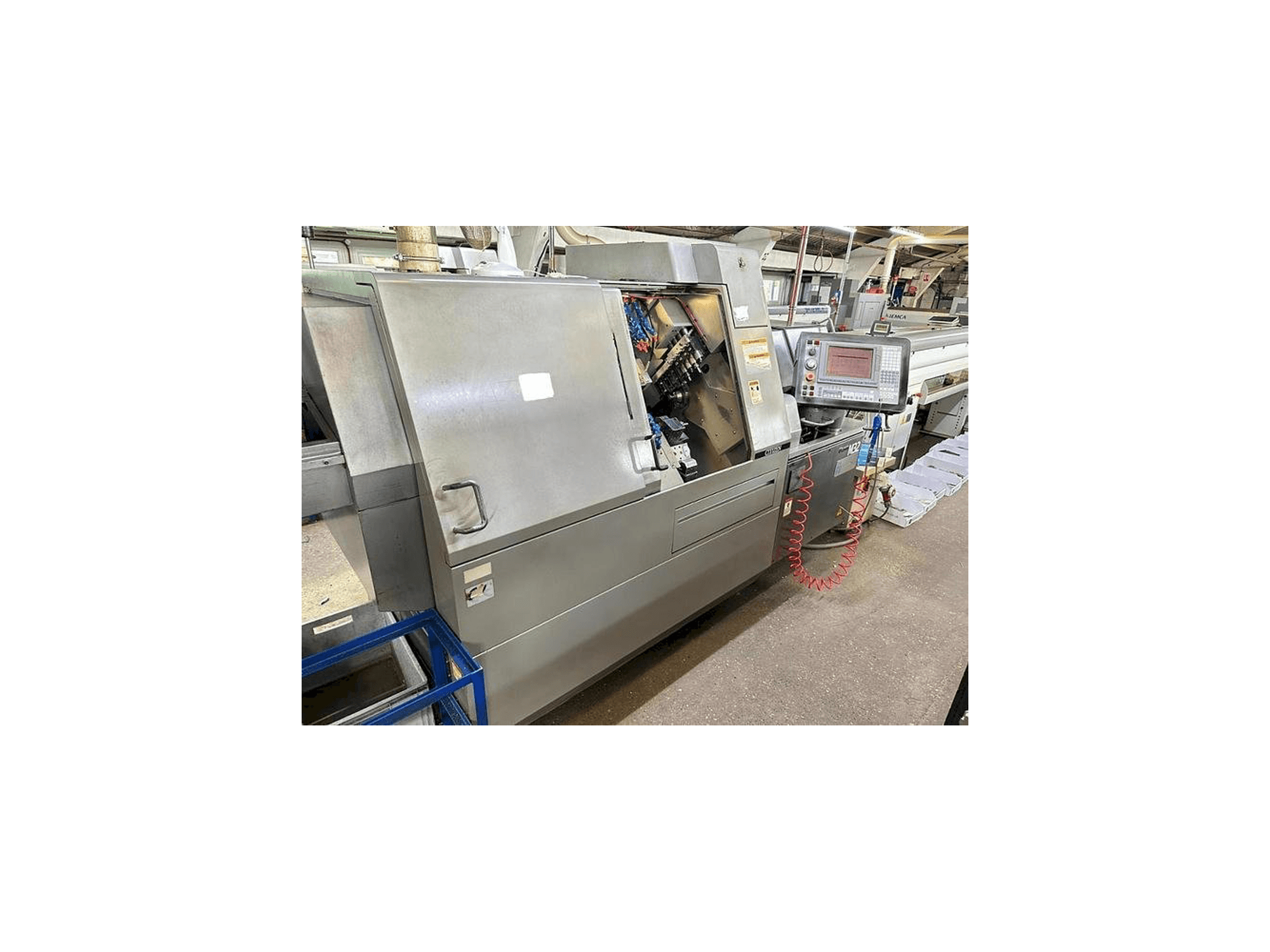 Mašīnas Citizen M32 III pretskats