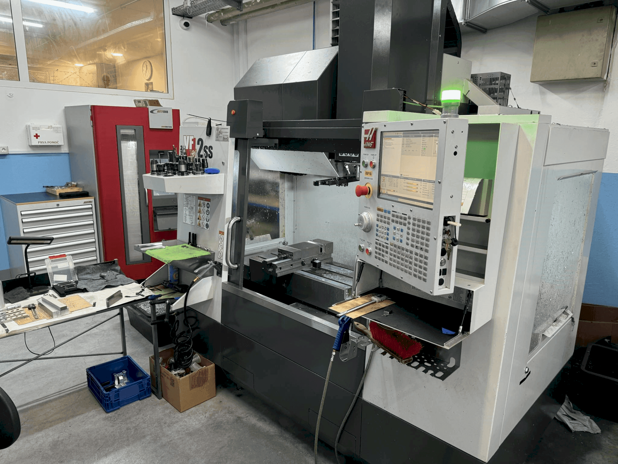 Mašīnas HAAS VF-2SS pretskats