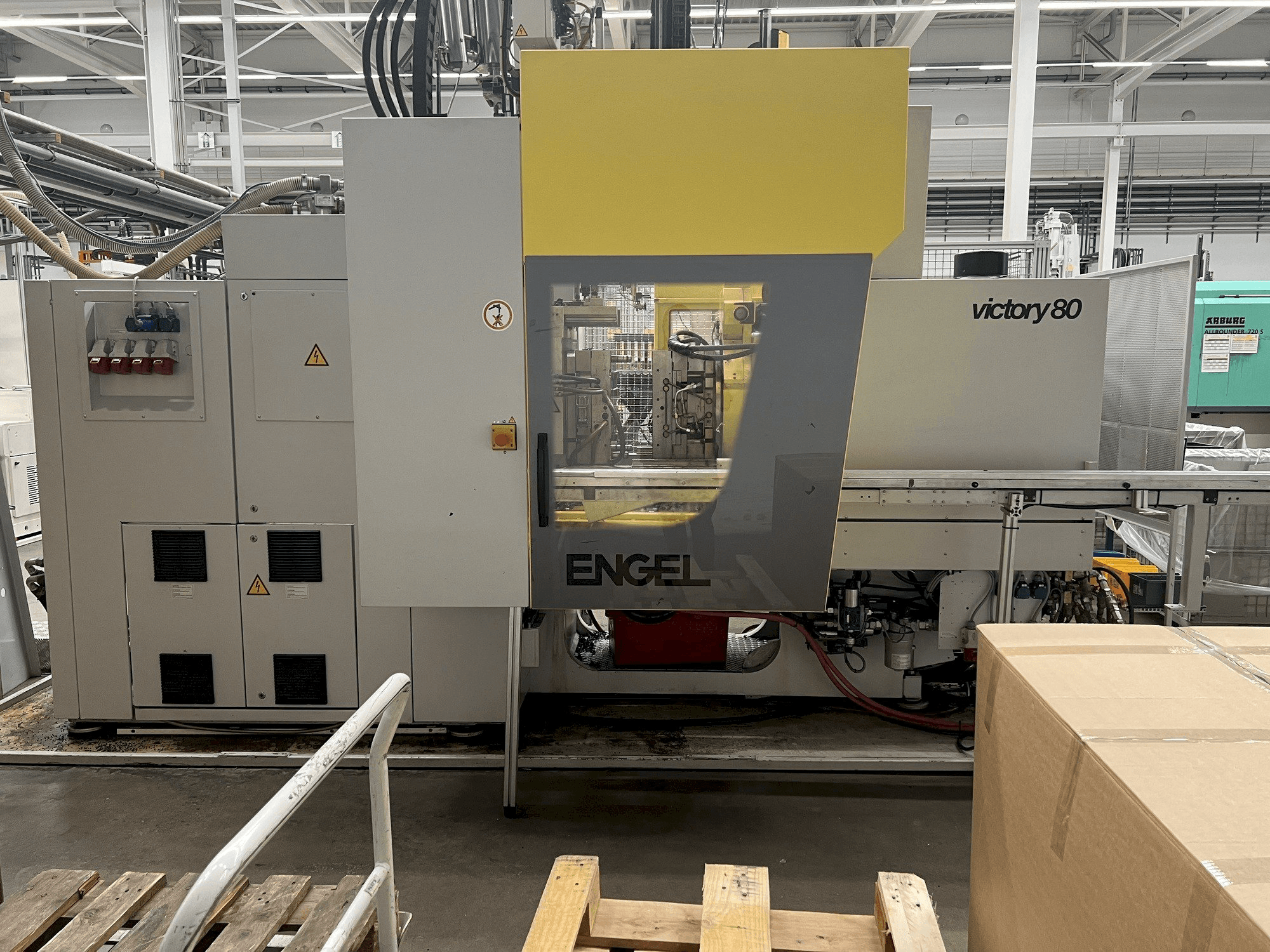 Mašīnas Engel VC 330H/80V/80CO pretskats