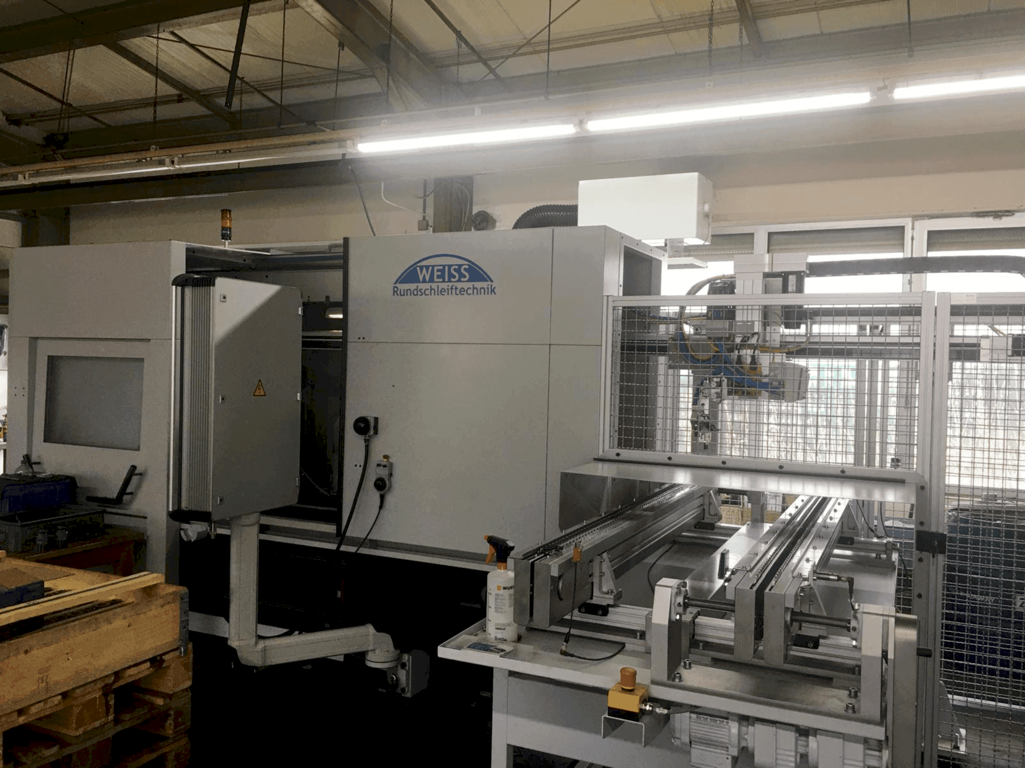 Mašīnas WEISS Rundschleiftechnik K52 pretskats