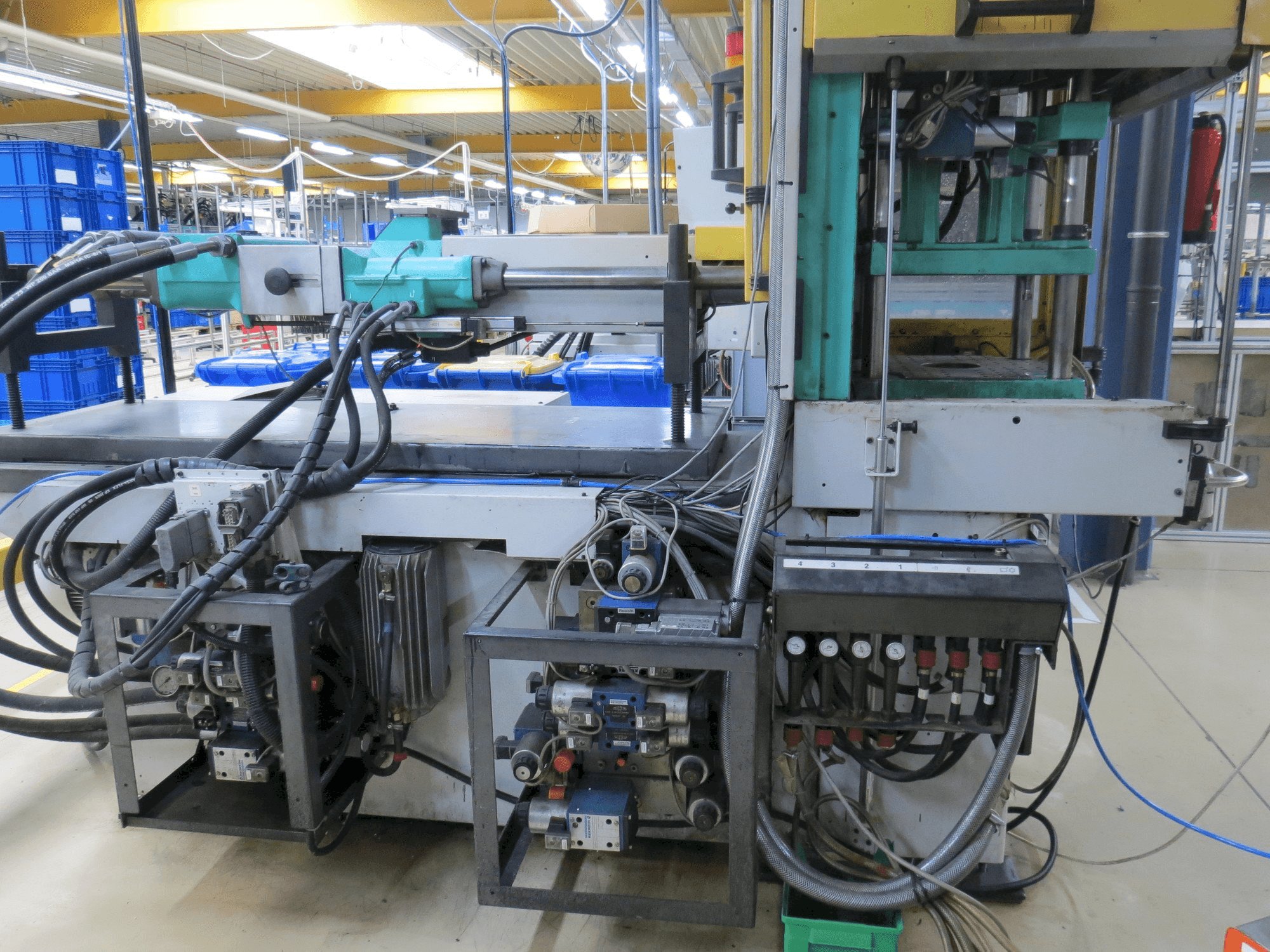 Mašīnas Arburg Allrounder 320 C / S 500-250 Vo pretskats