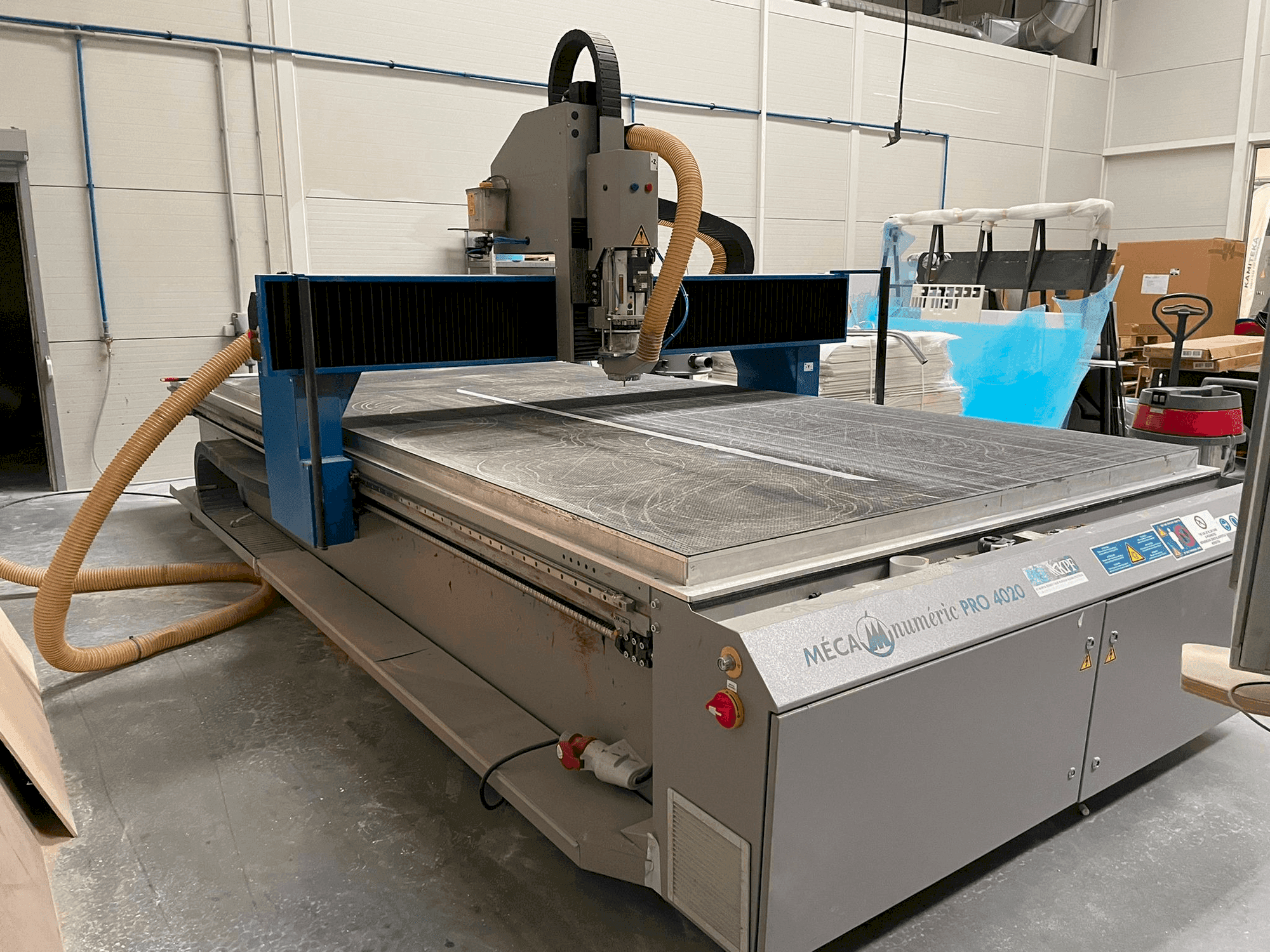 Mašīnas MECANUMERIC PRO 4020 pretskats