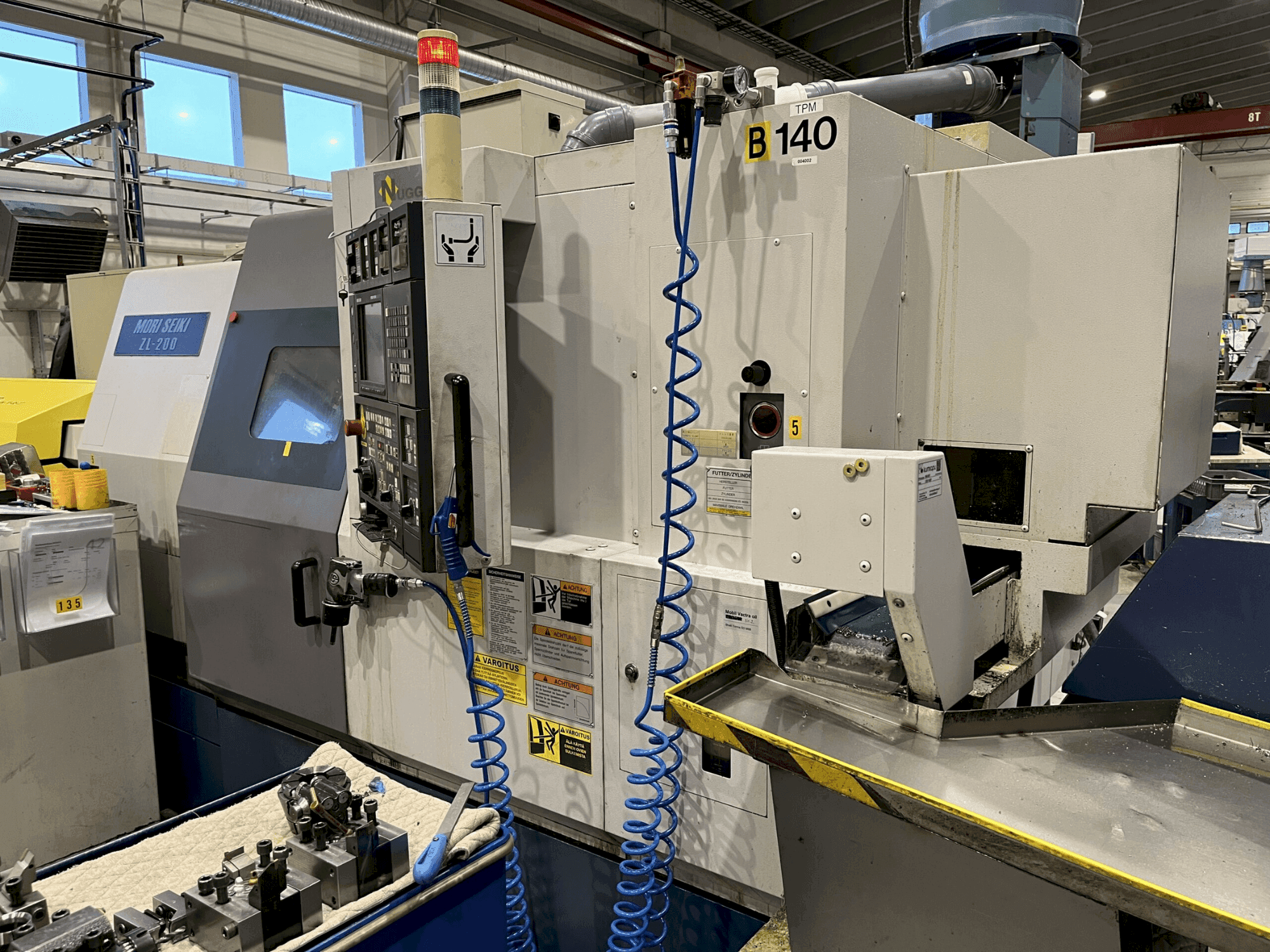 Mašīnas MORI SEIKI ZL-200 SMC pretskats