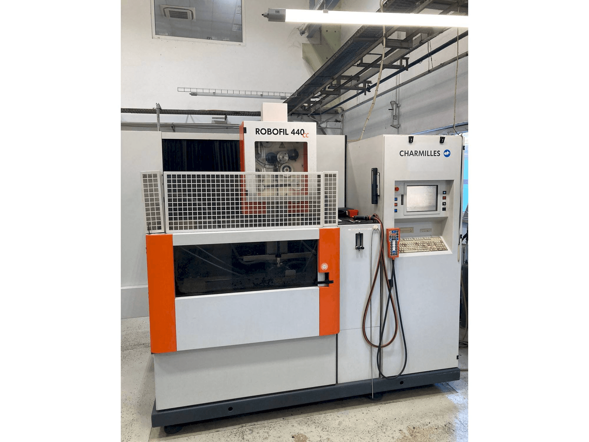 Mašīnas CHARMILLES Robofil 440 CC pretskats