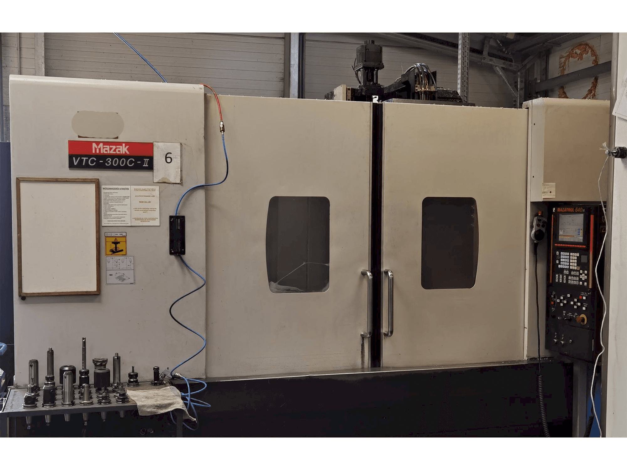 Mašīnas Mazak VTC 300 C II pretskats