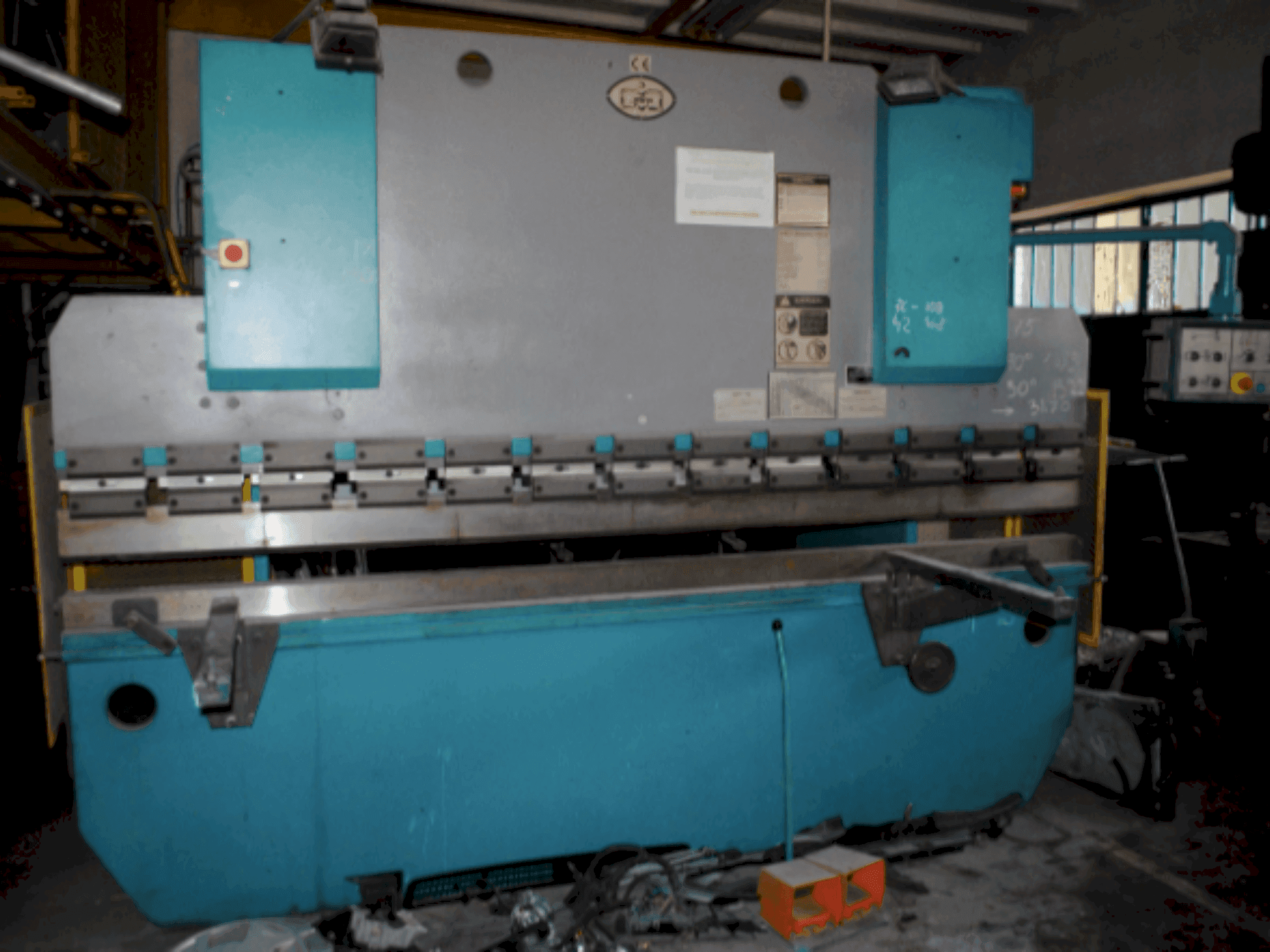 Mašīnas PIT 63/30SB pretskats