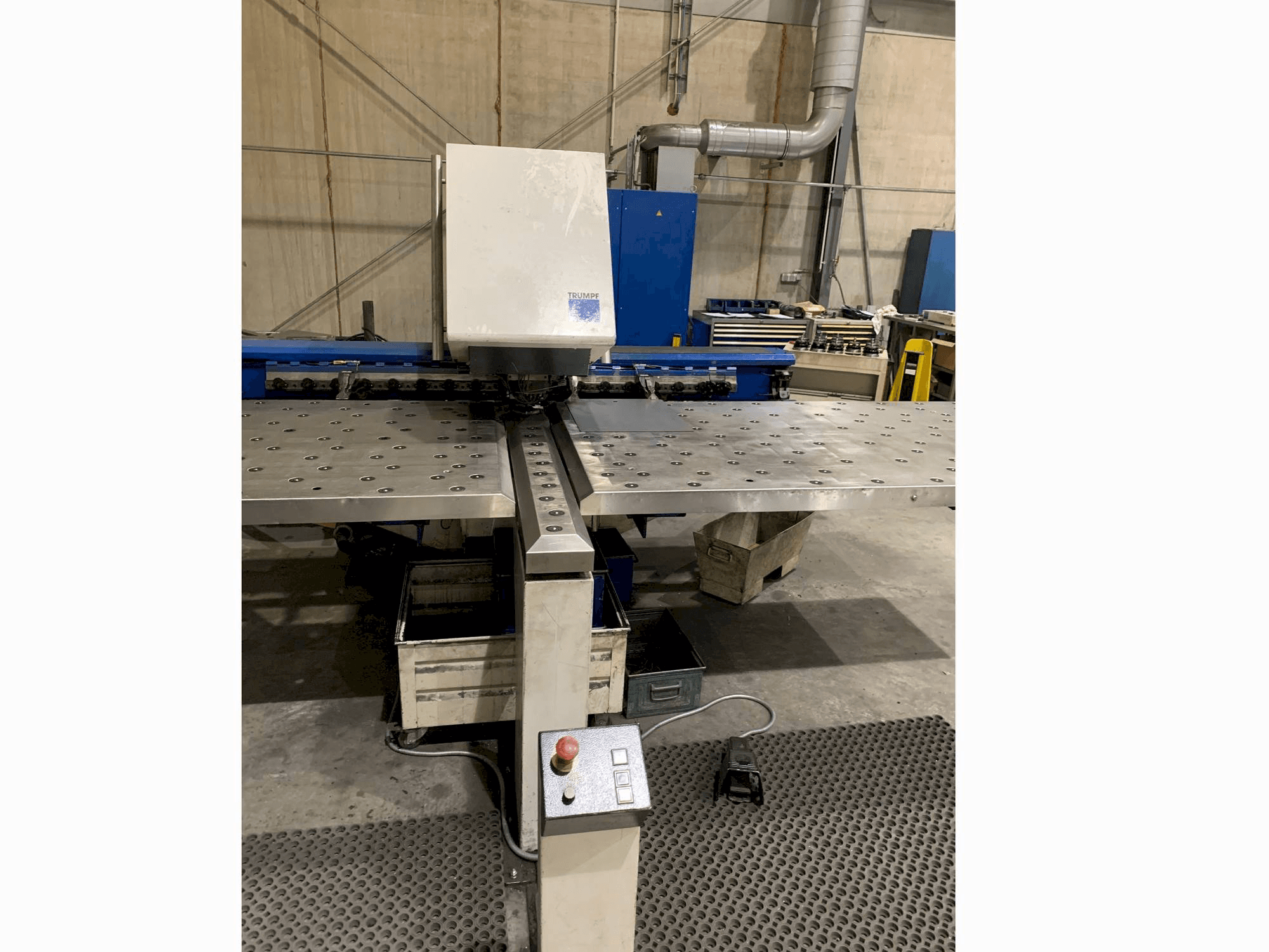 Mašīnas Trumpf Trumatic 200 pretskats
