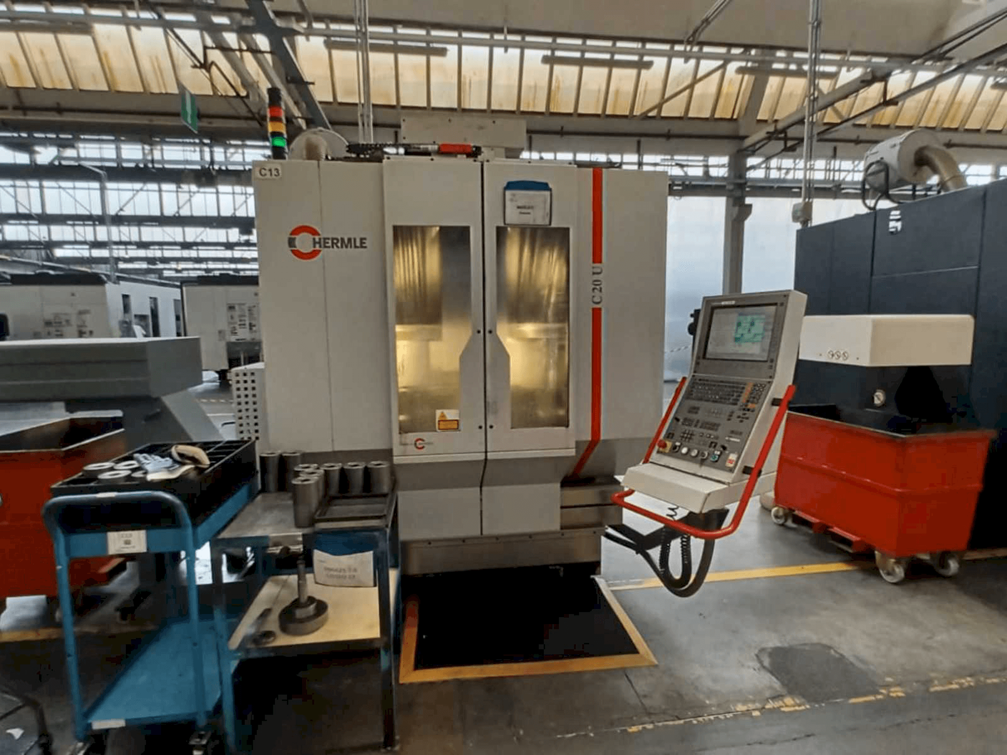 Mašīnas HERMLE C20U pretskats