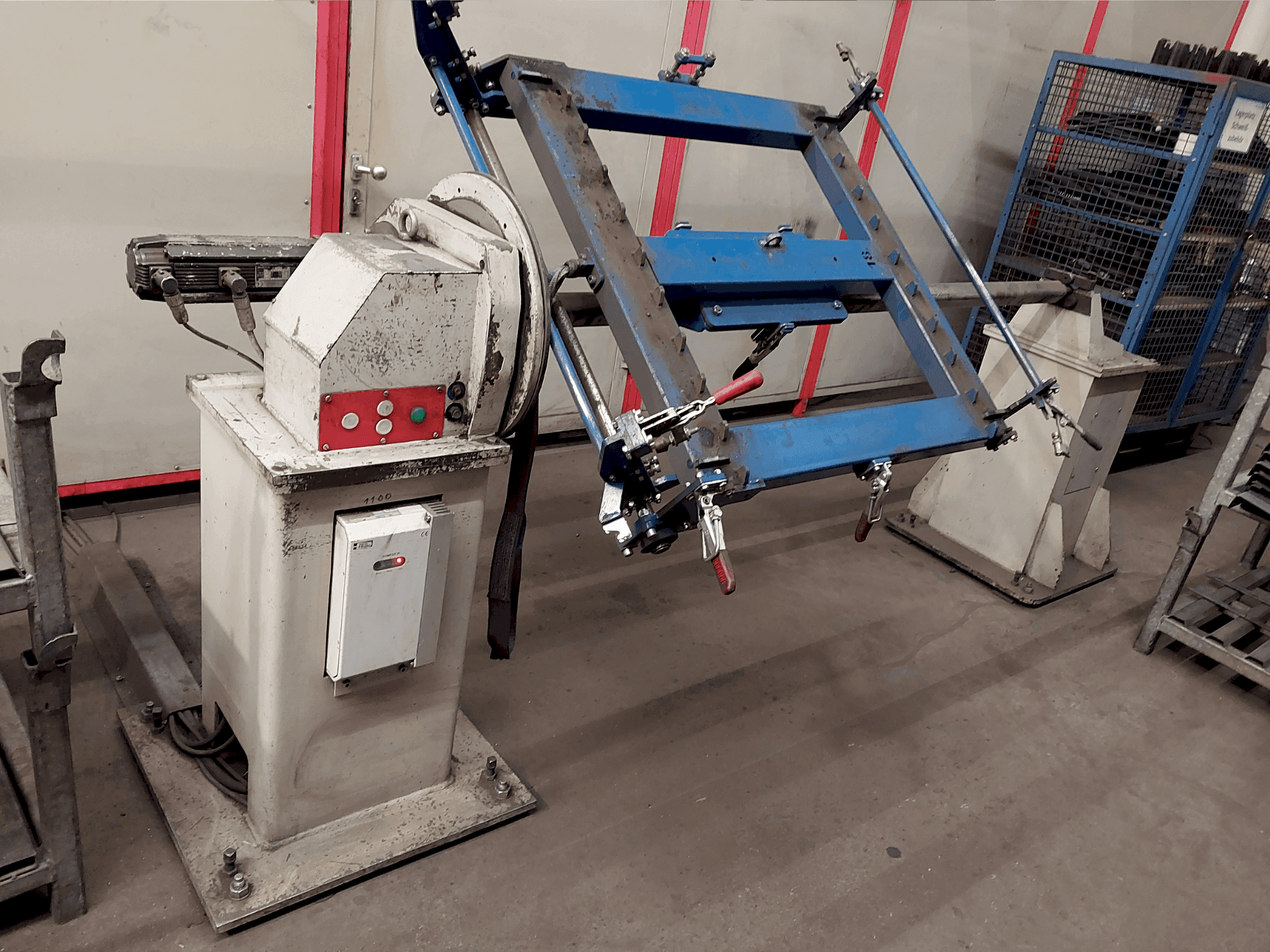 Mašīnas IGM Welding Robot System pretskats