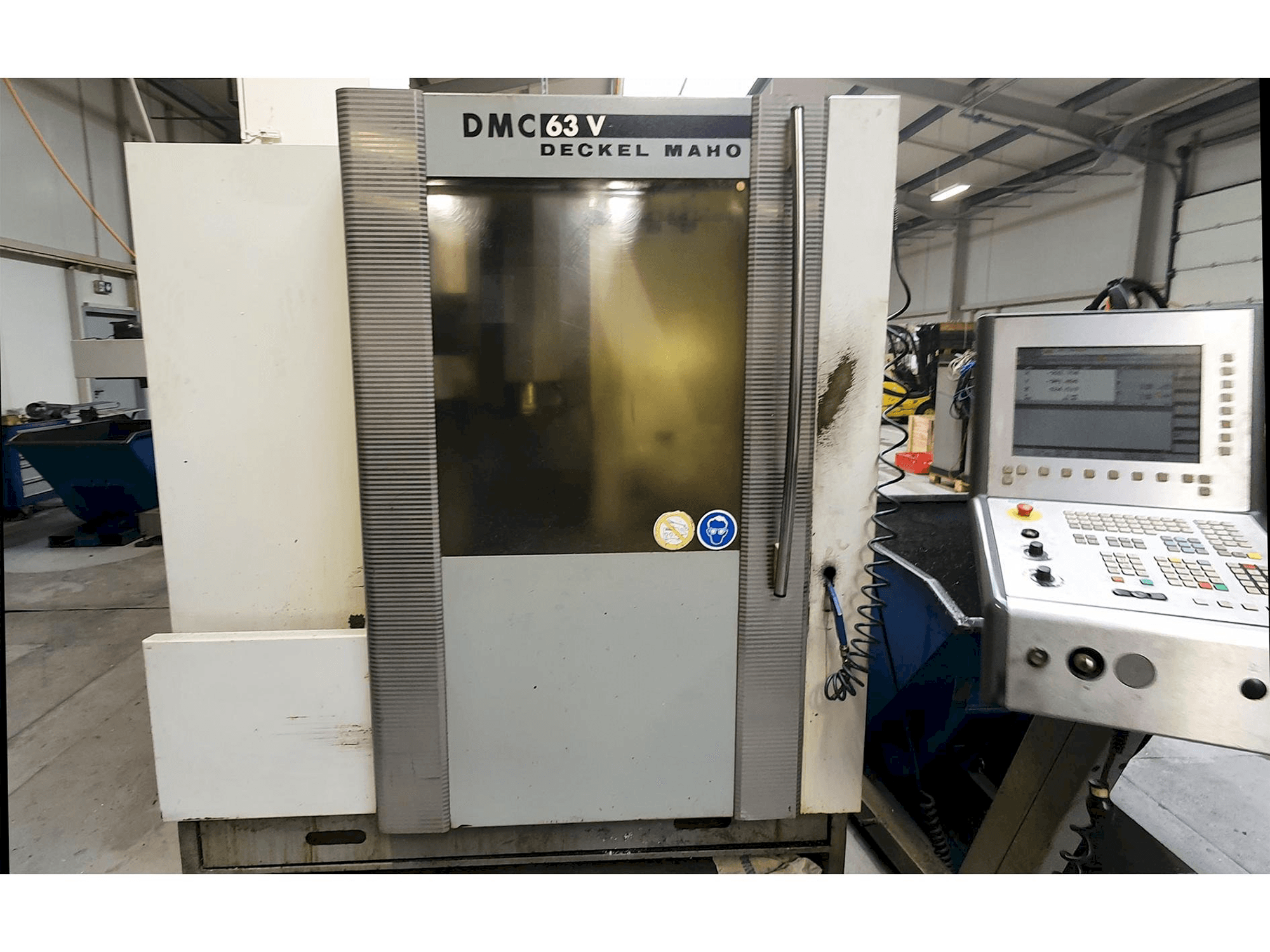 Mašīnas DECKEL MAHO DMC 63V pretskats