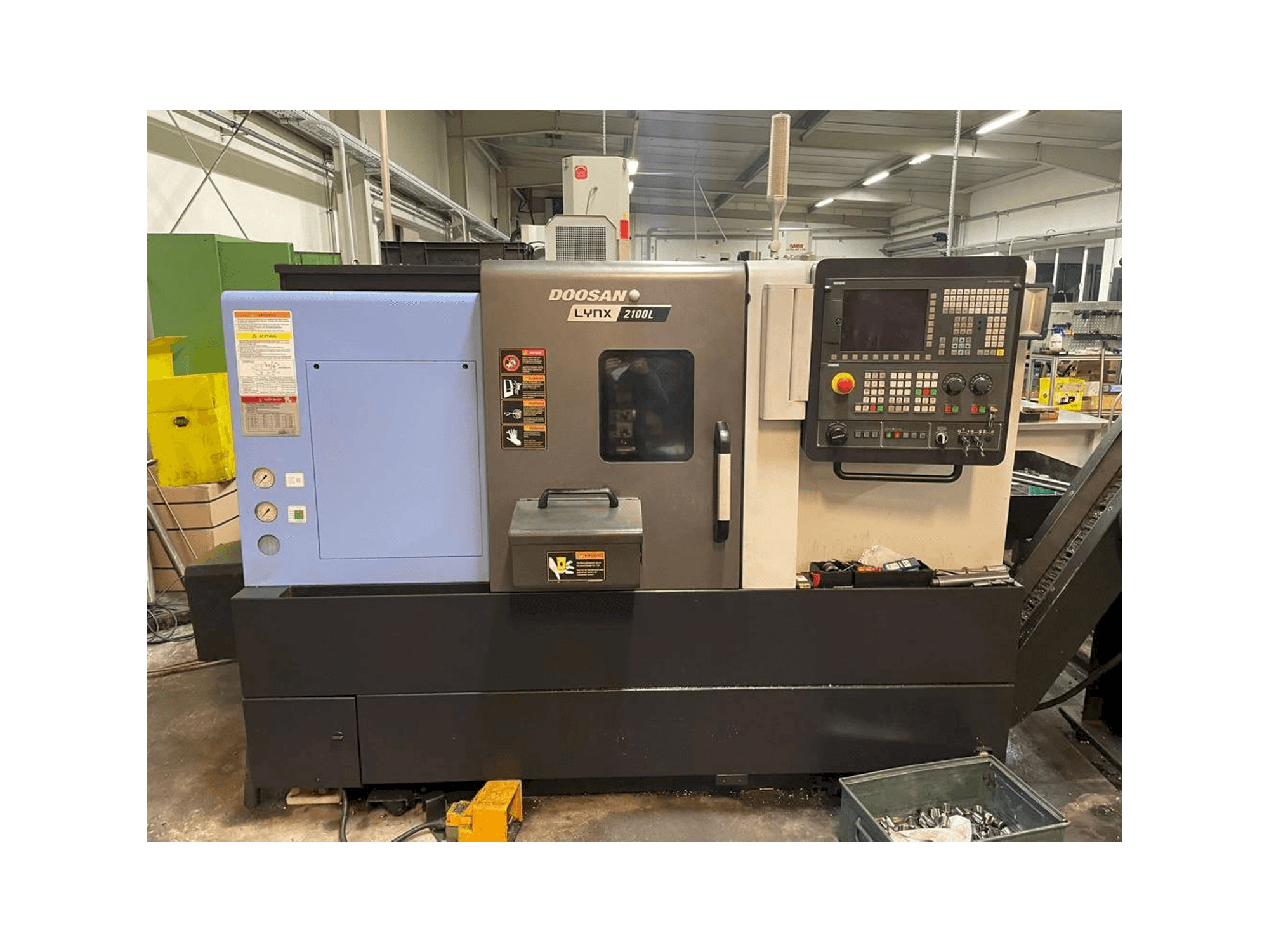 Mašīnas Doosan Lynx 2100LB pretskats