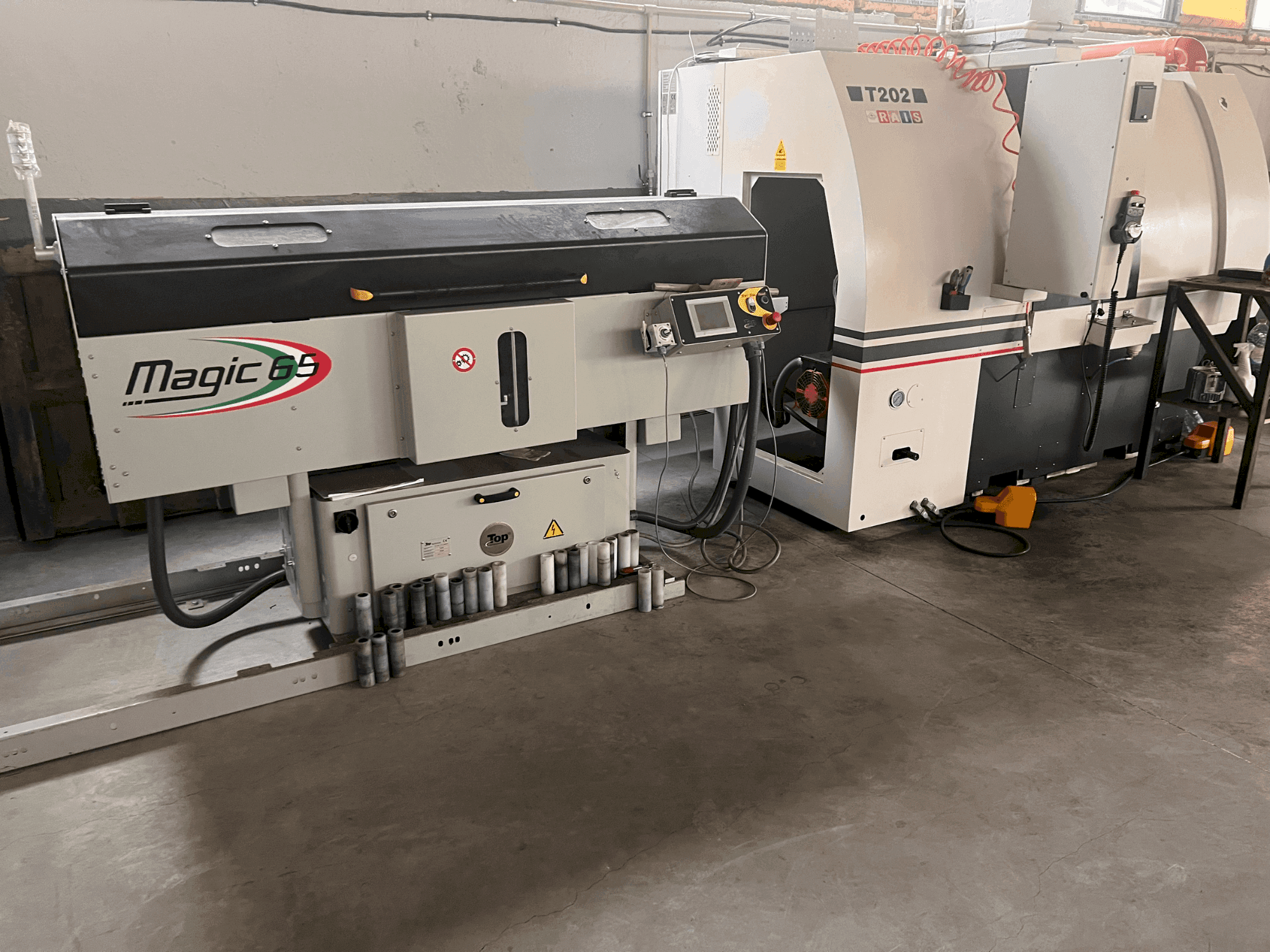 Mašīnas RAIS T202 pretskats