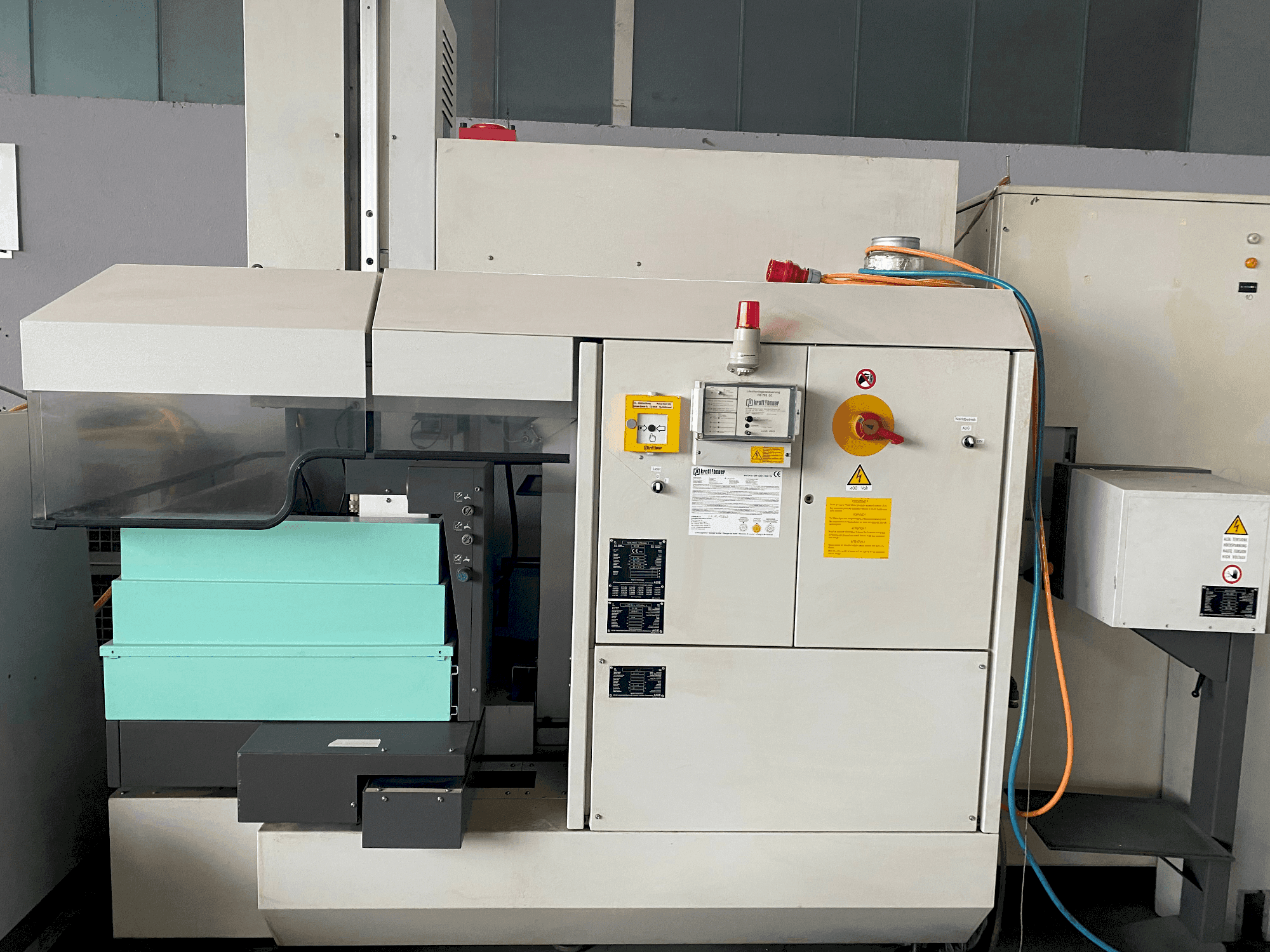 Mašīnas AGIE Agietron Integral 2 pretskats