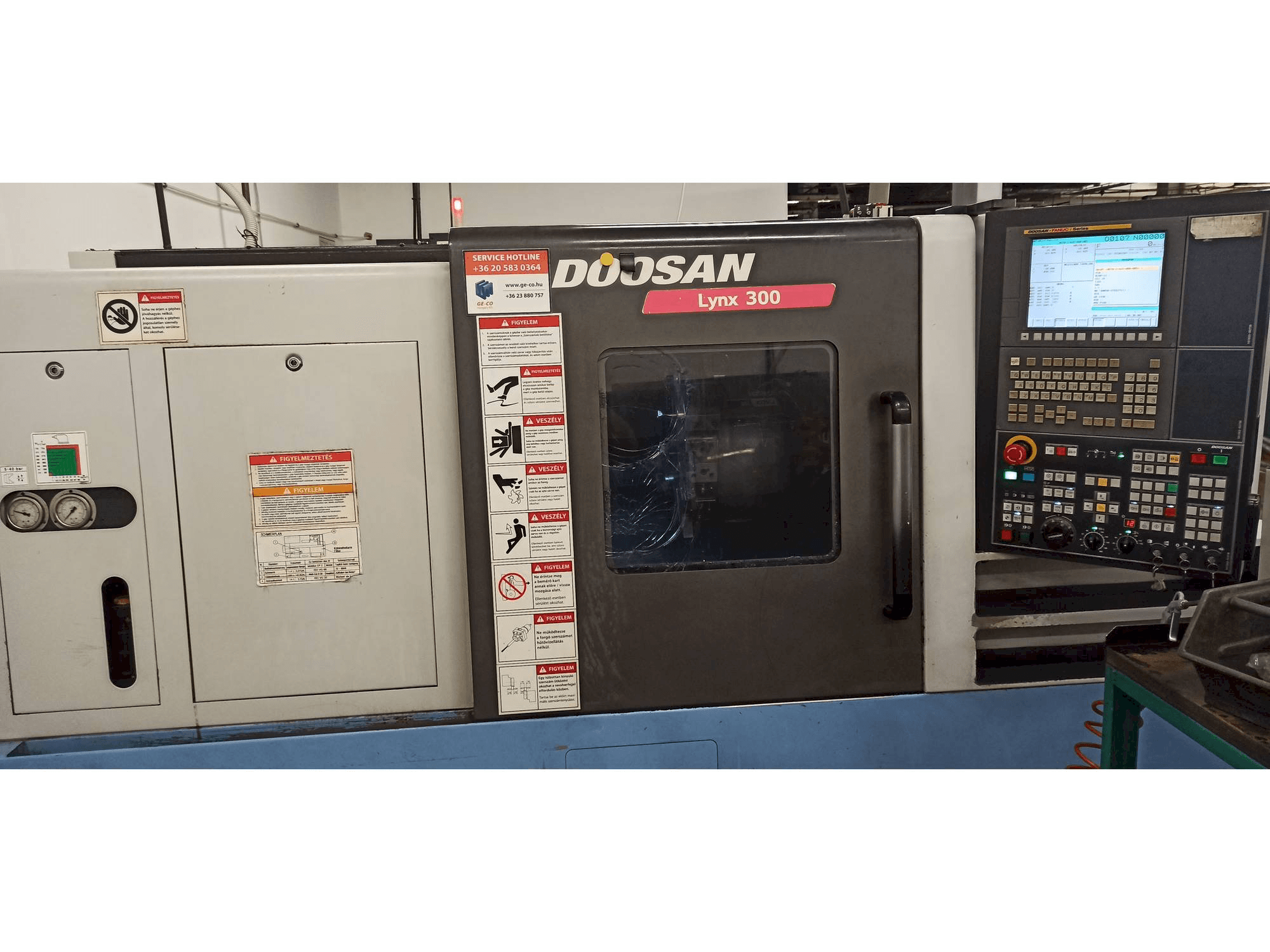 Mašīnas Doosan Lynx 300 pretskats