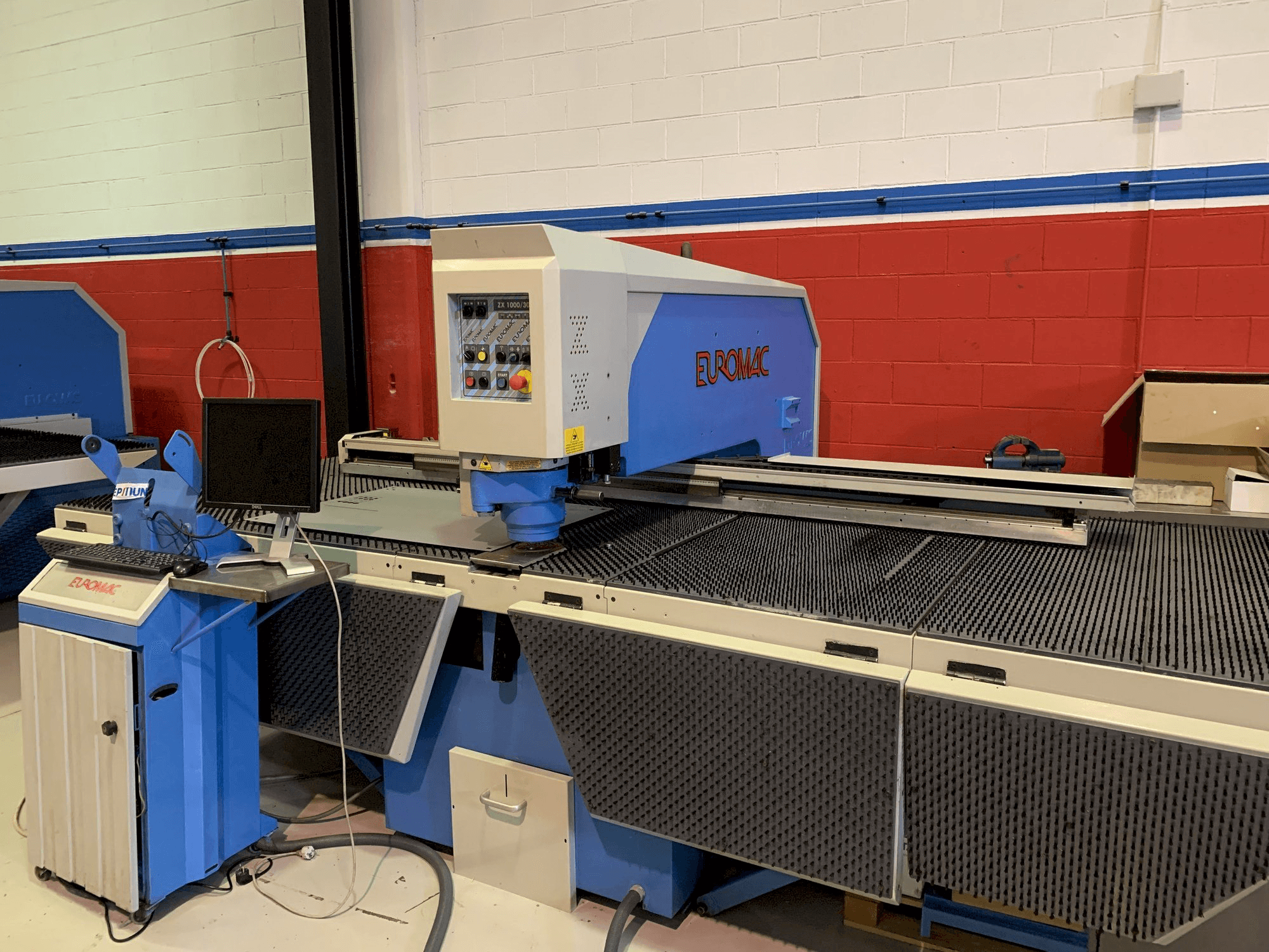 Mašīnas Euromac ZX 1000-30-2000 pretskats