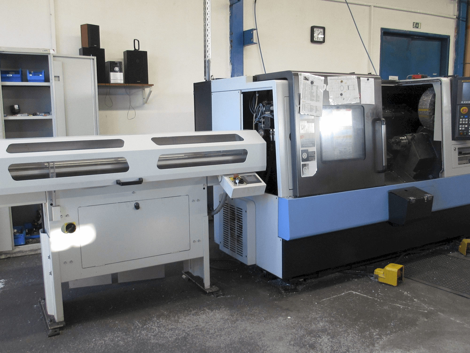Mašīnas Doosan Lynx 220 LMS pretskats