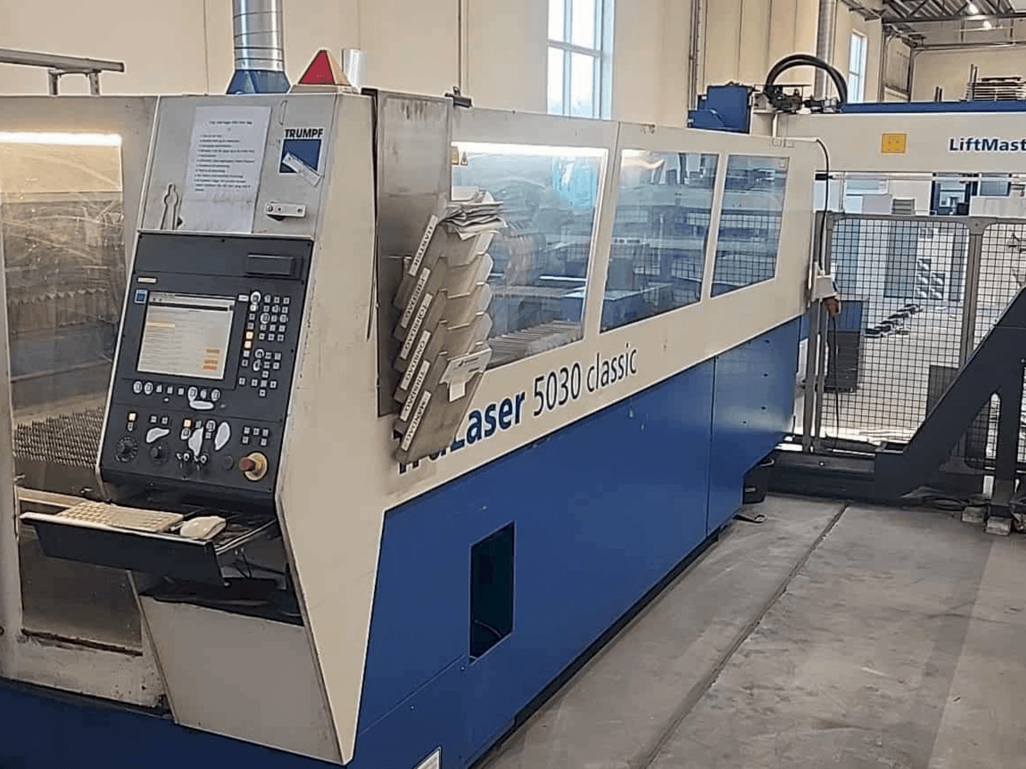 Mašīnas TRUMPF TruLaser 5030 classic pretskats